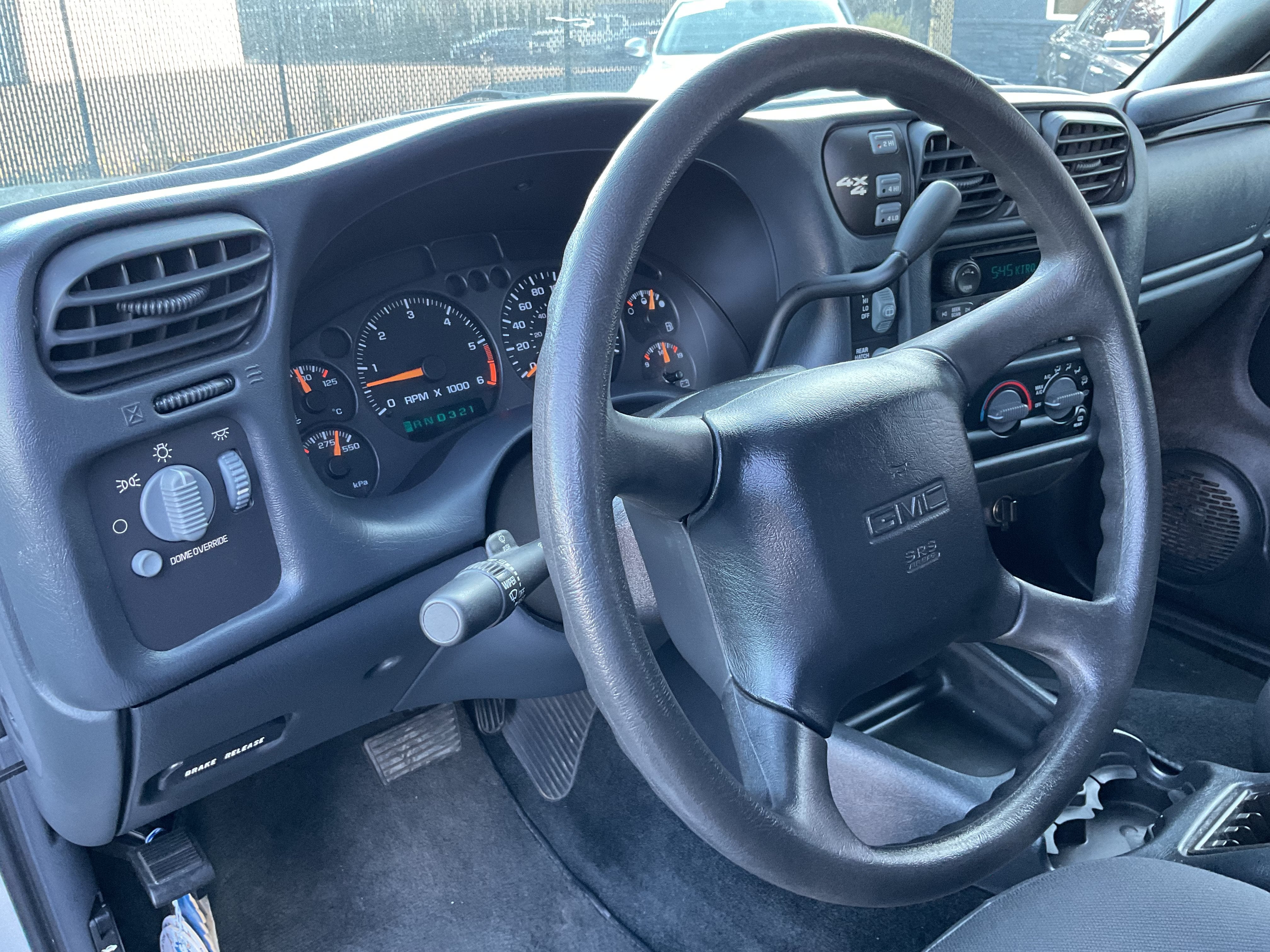 2005 GMC Jimmy 2 dr SLS 4x4