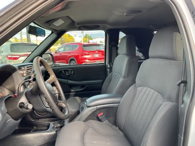 2005 GMC Jimmy 2 dr SLS 4x4