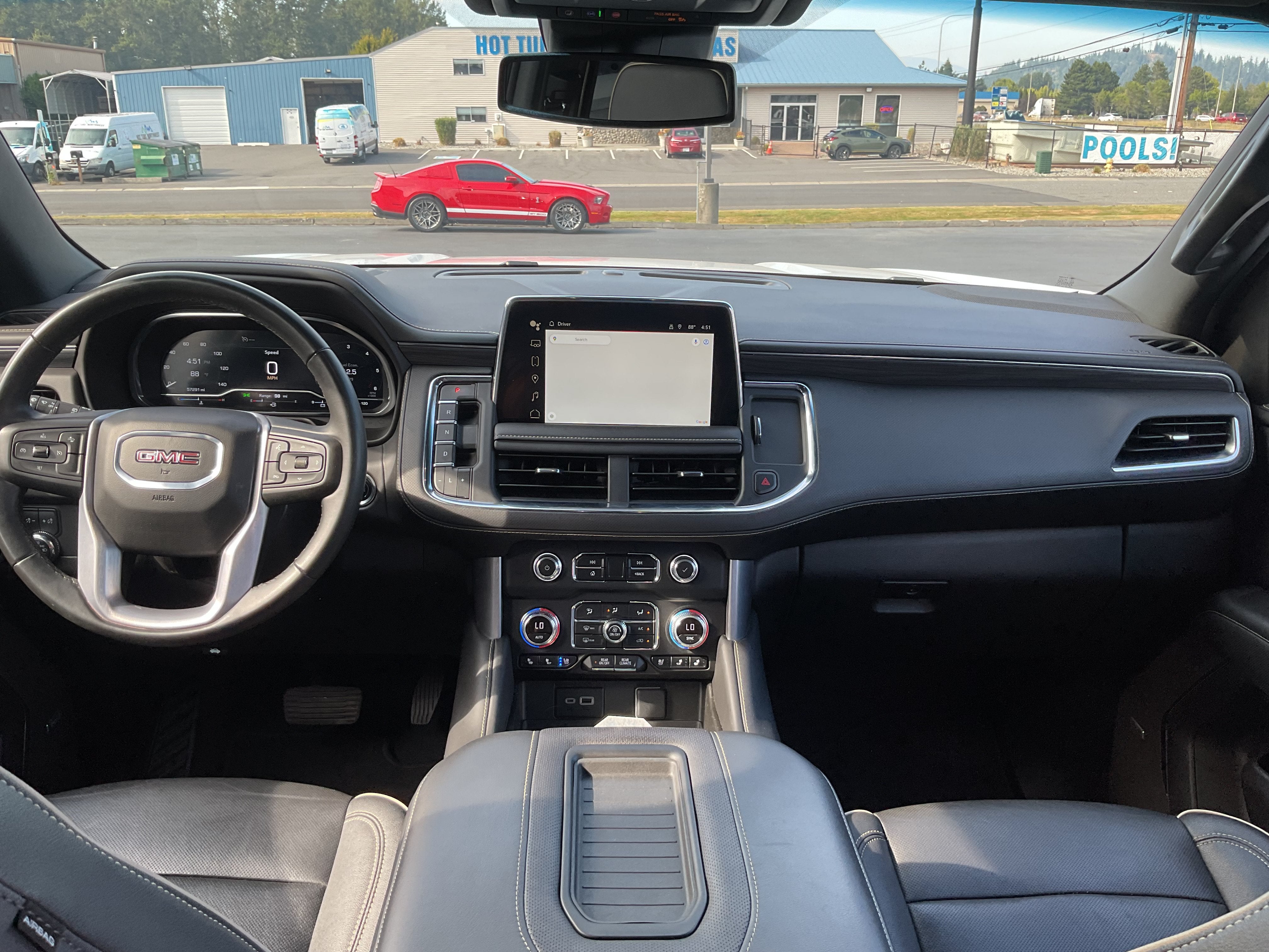 2024 GMC Yukon SLT