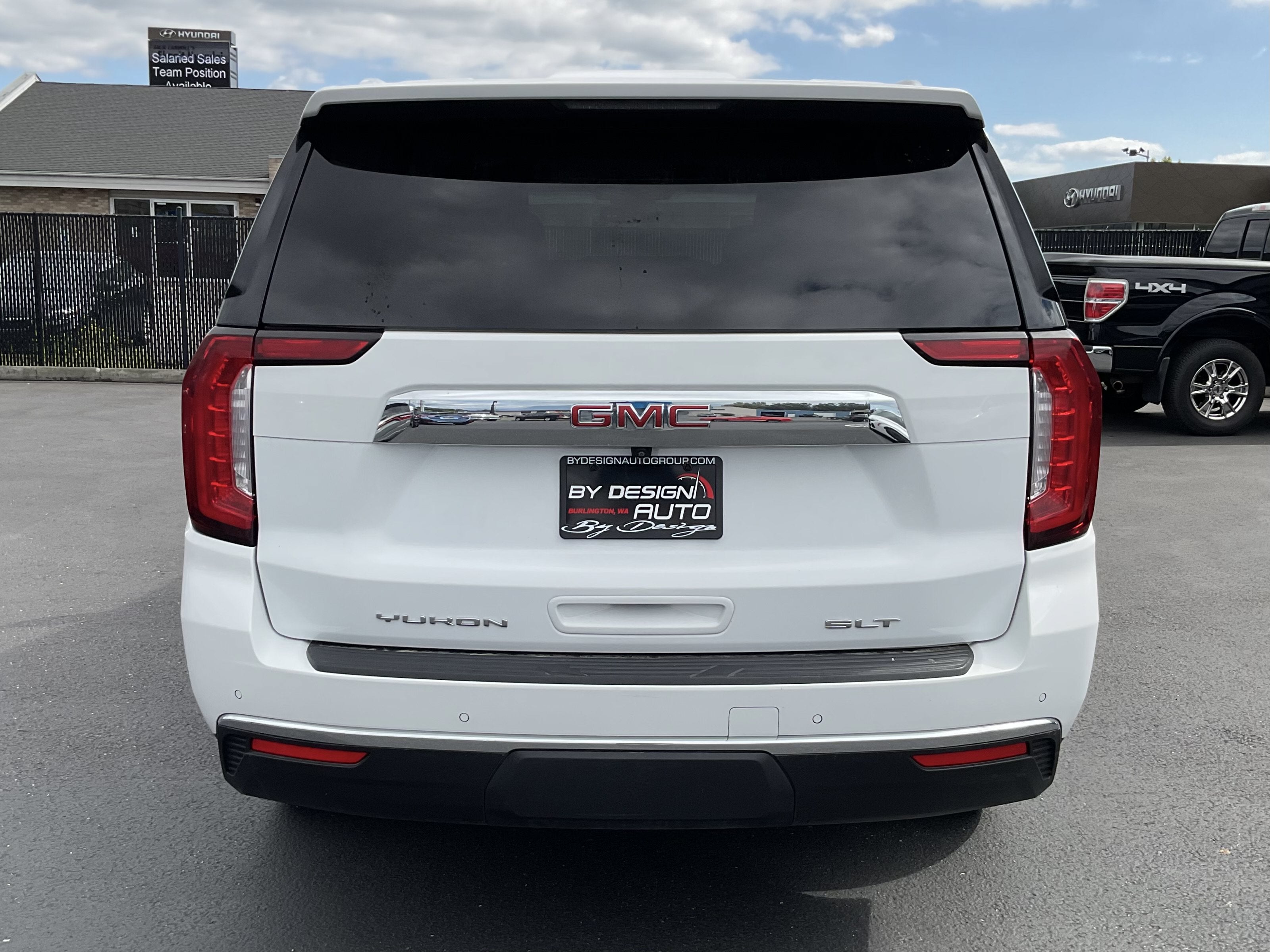 2024 GMC Yukon SLT