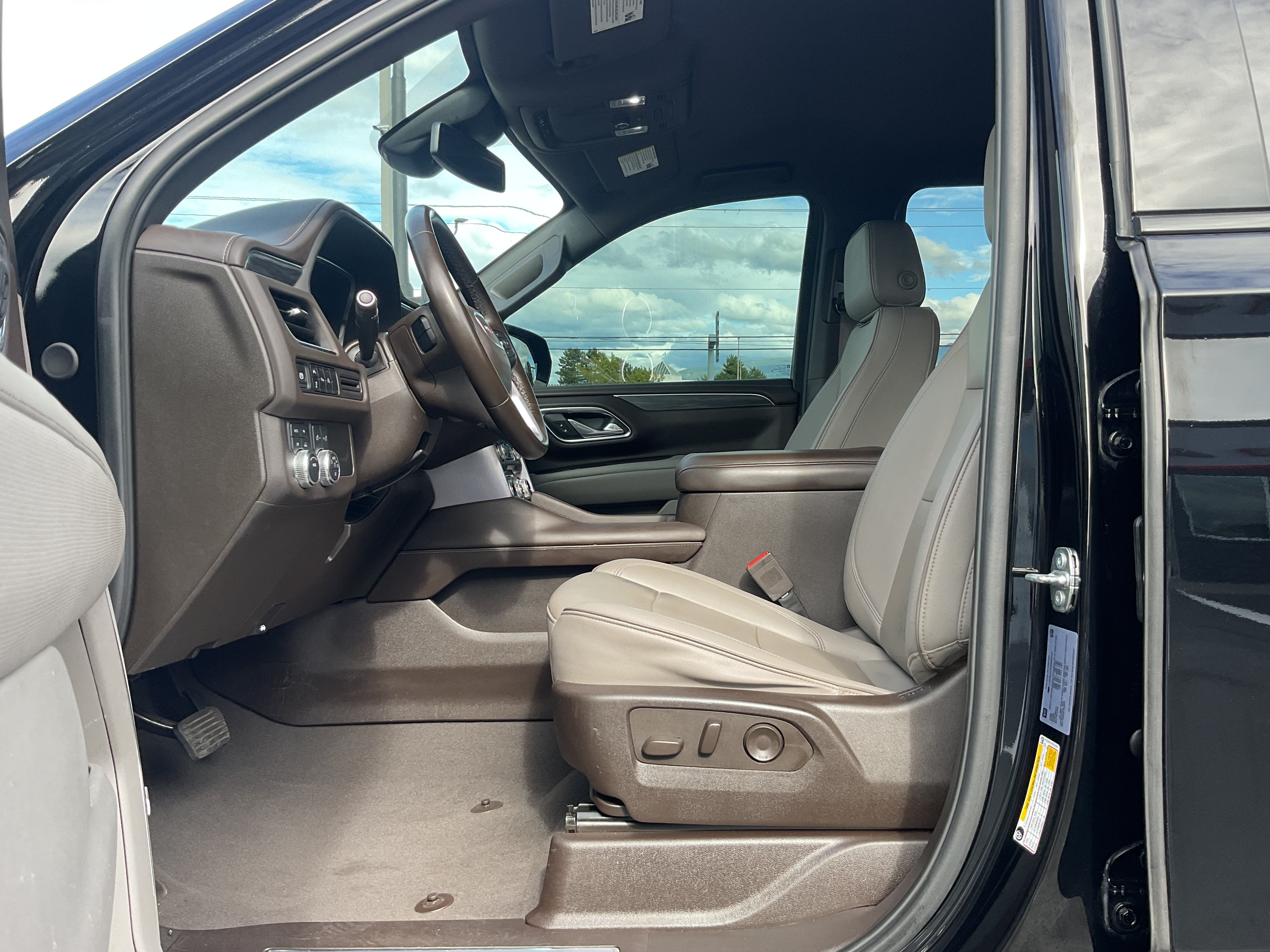 2024 GMC Yukon XL 4x4 SLT
