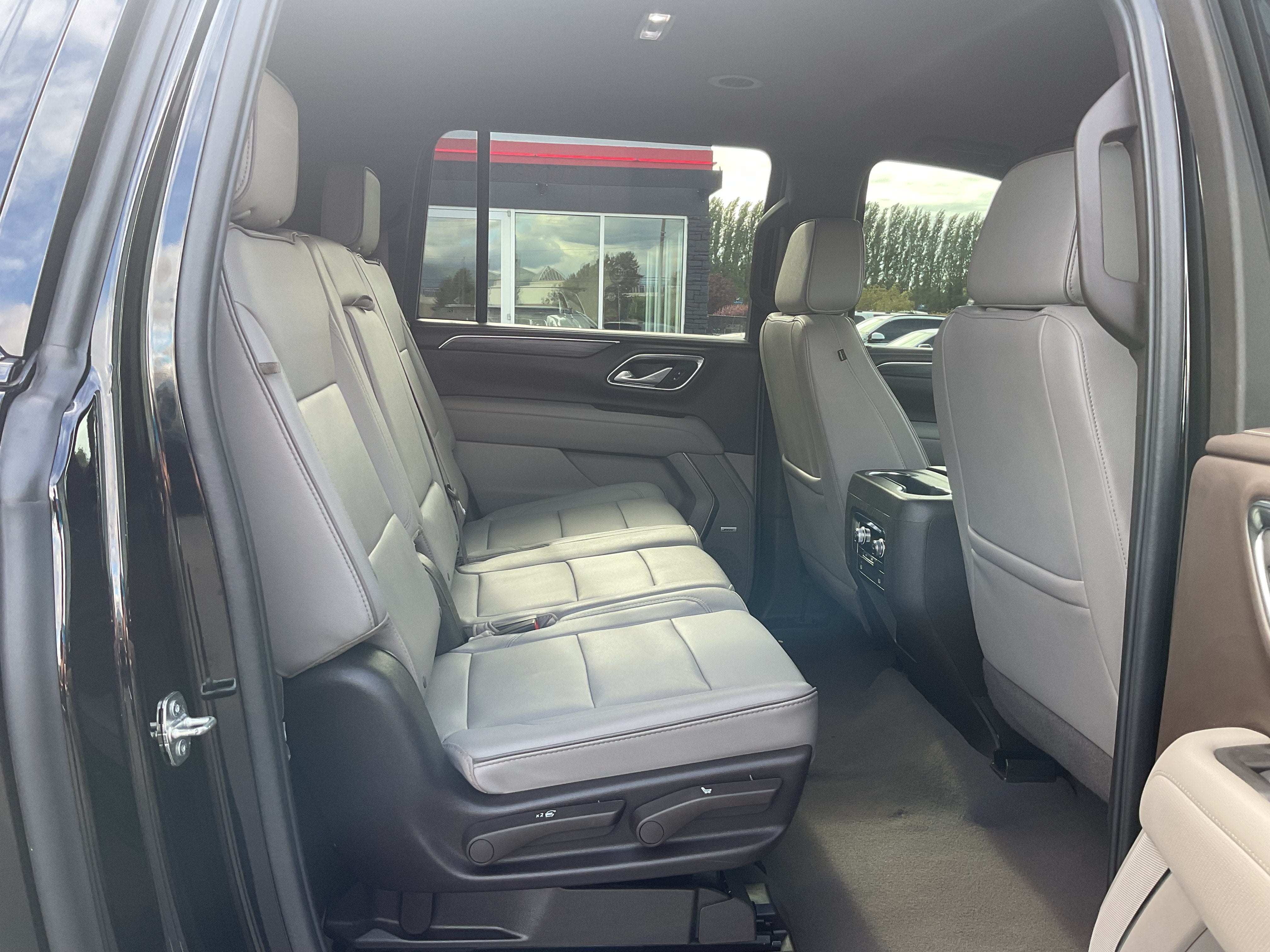 2024 GMC Yukon XL 4x4 SLT