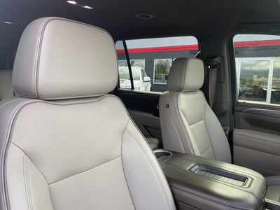 2024 GMC Yukon XL 4x4 SLT