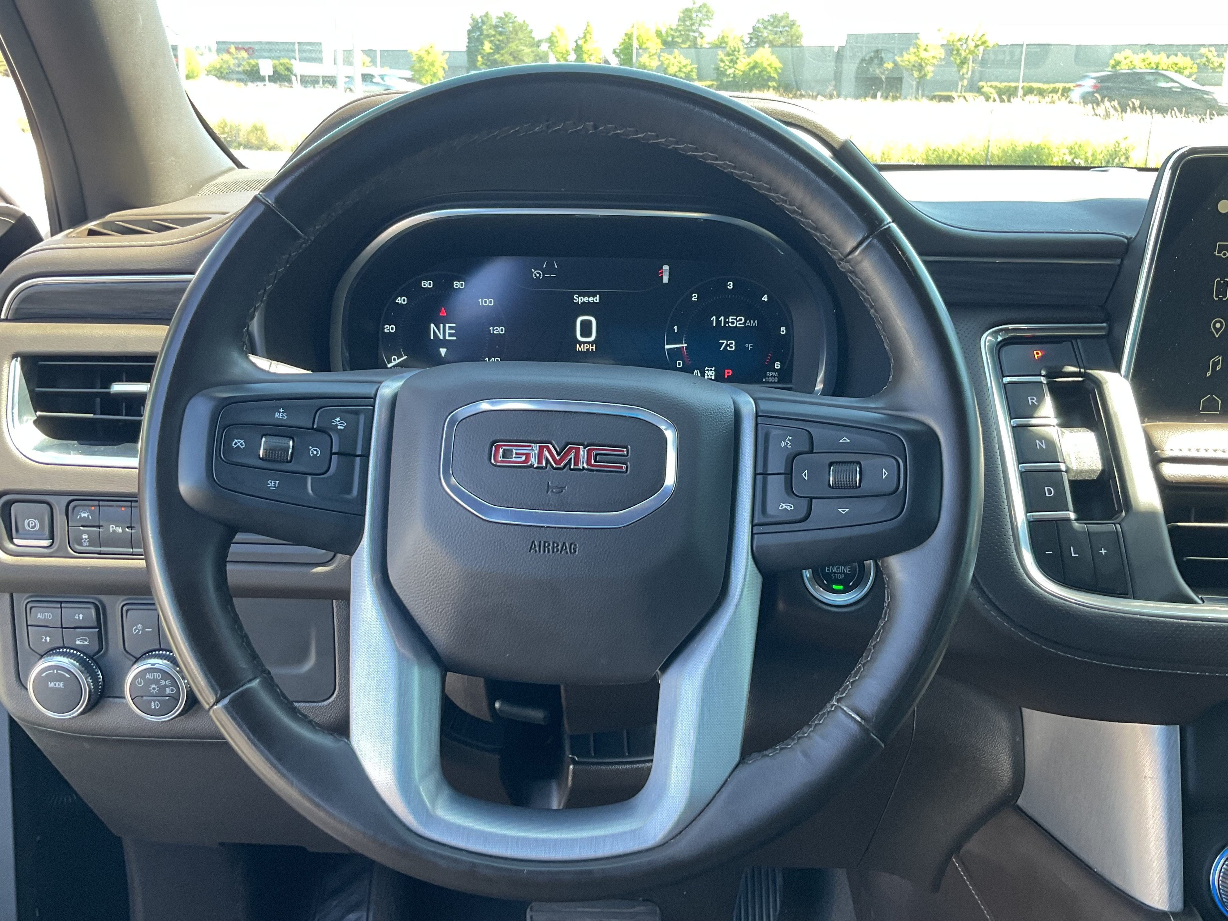 2024 GMC Yukon XL 4x4 SLT