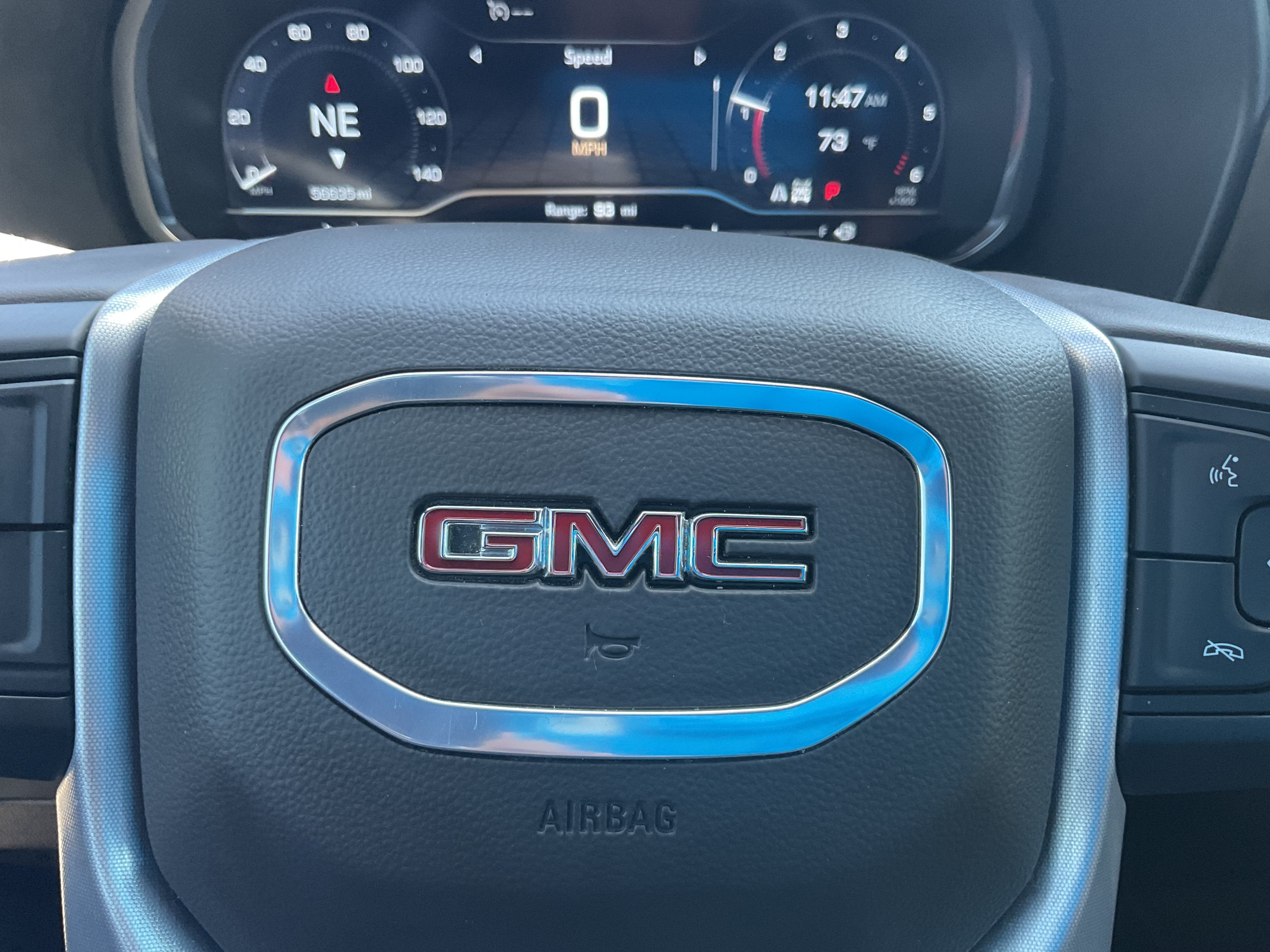 2024 GMC Yukon XL 4x4 SLT