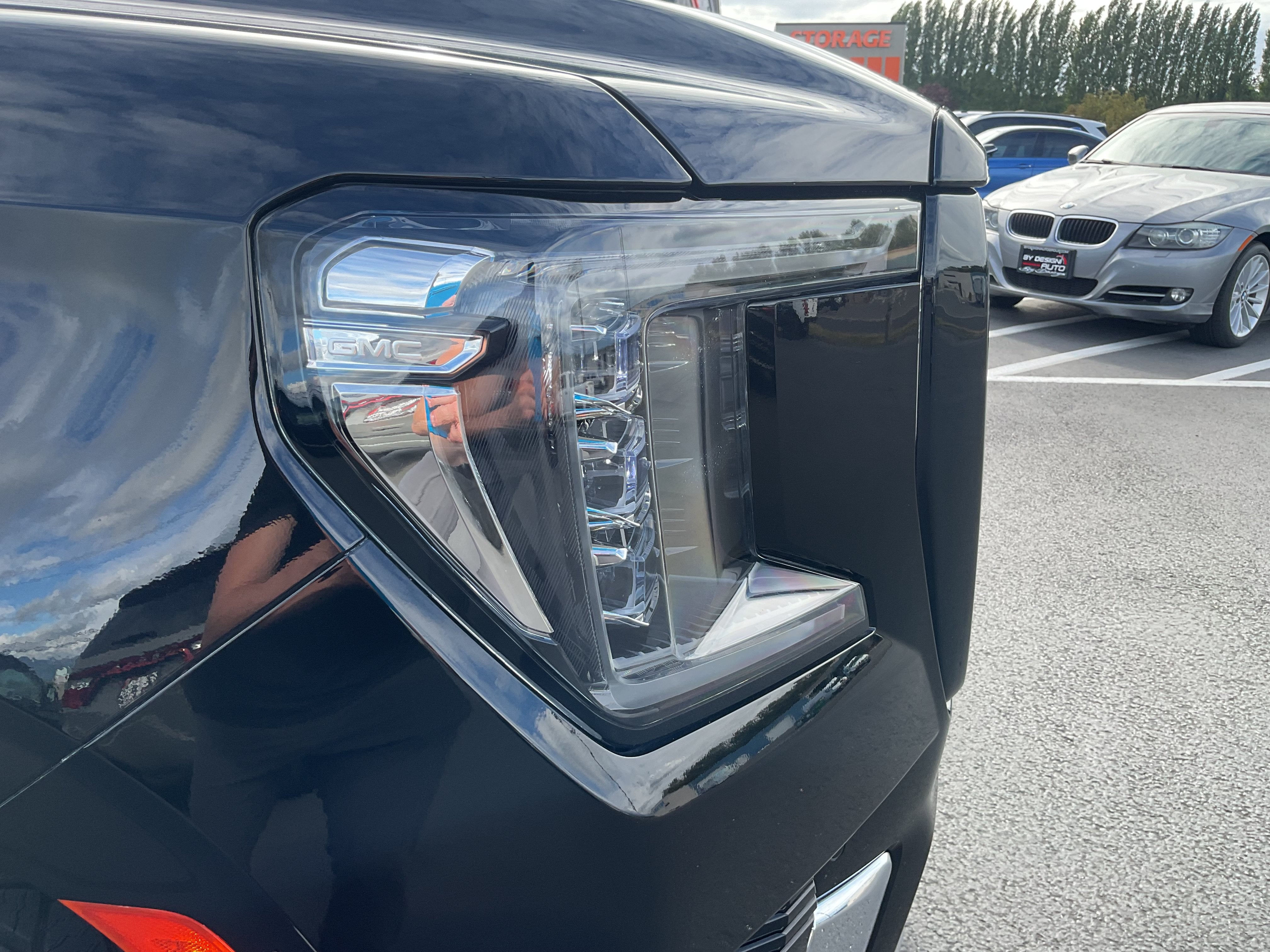 2024 GMC Yukon XL 4x4 SLT