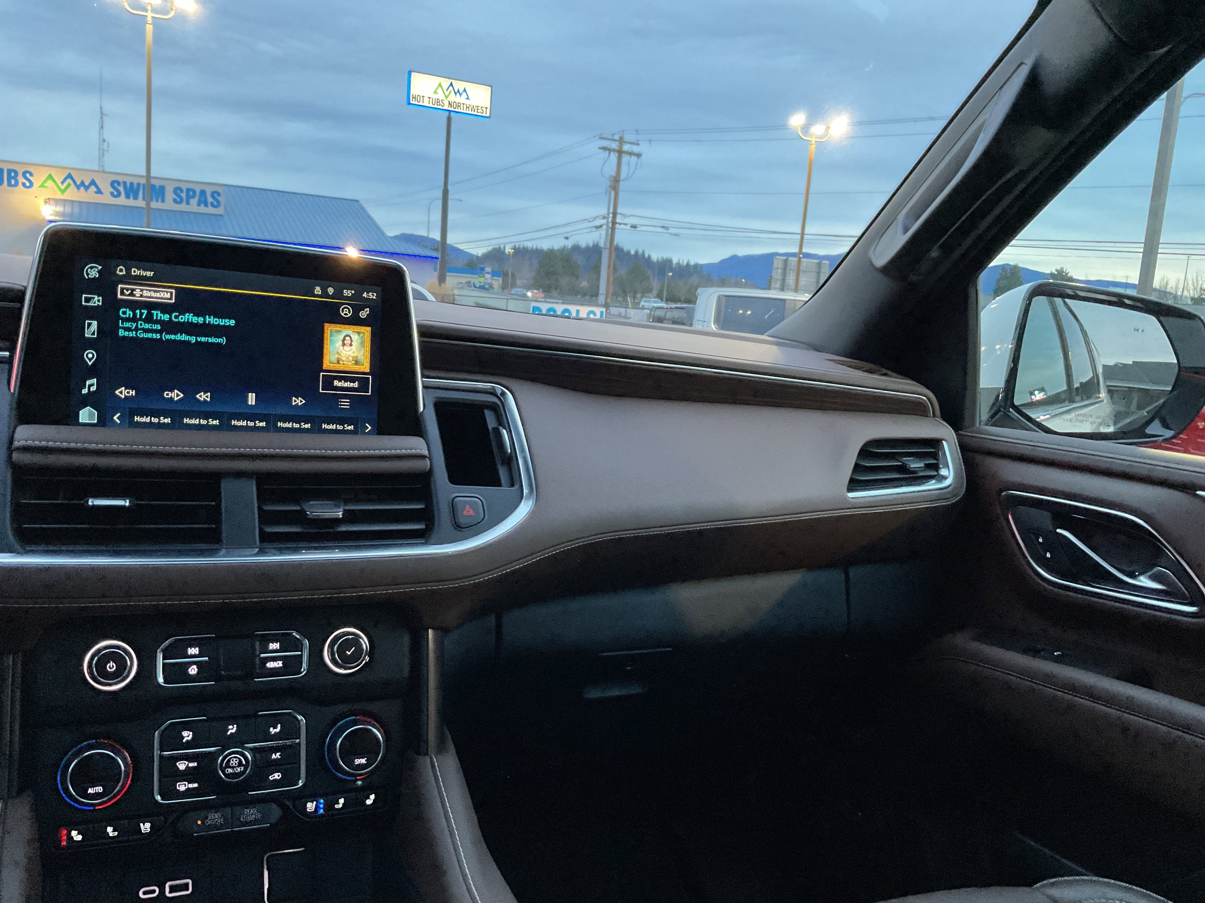 2024 Chevrolet Suburban High Country 4x4 Diesel