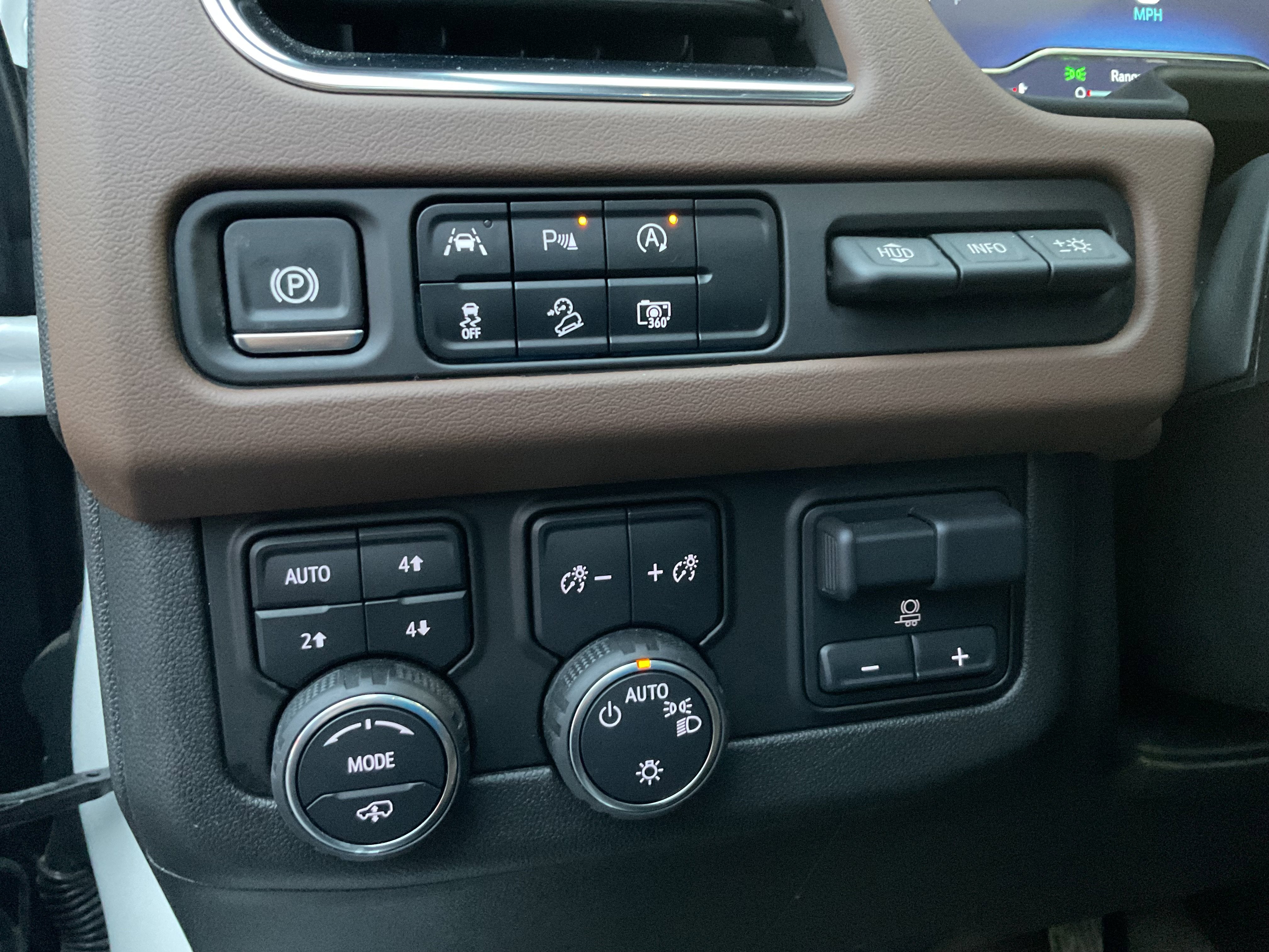 2024 Chevrolet Suburban High Country 4x4 Diesel