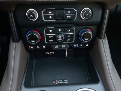 2024 Chevrolet Suburban High Country 4x4 Diesel