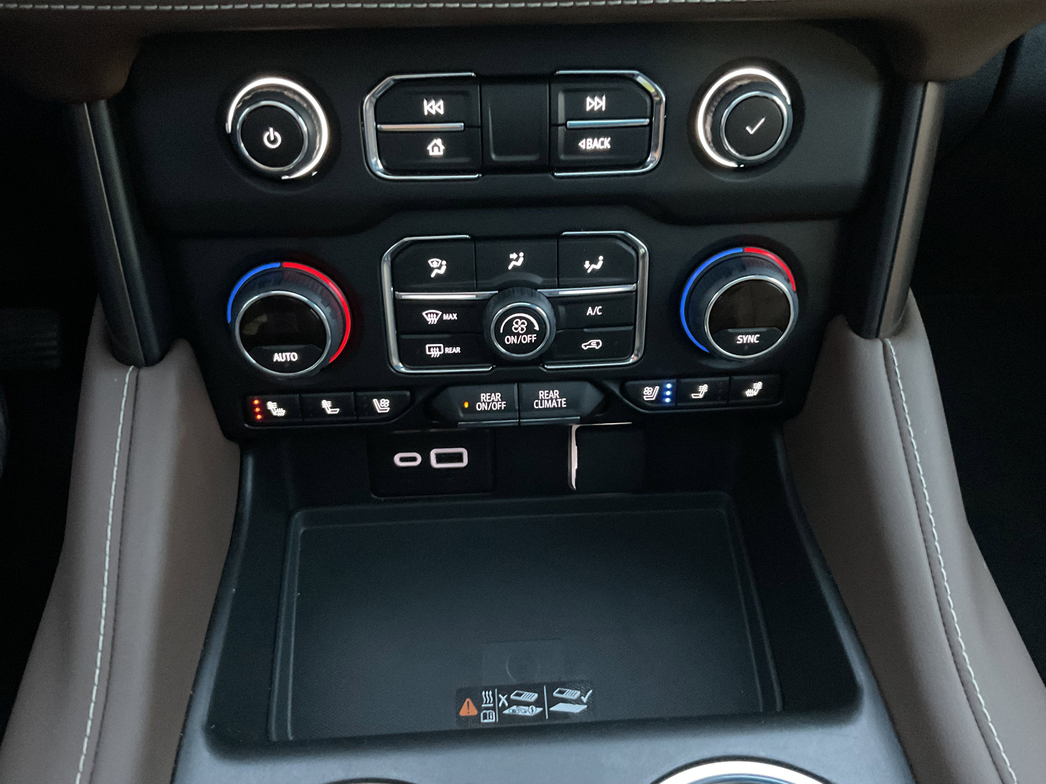 2024 Chevrolet Suburban High Country 4x4 Diesel