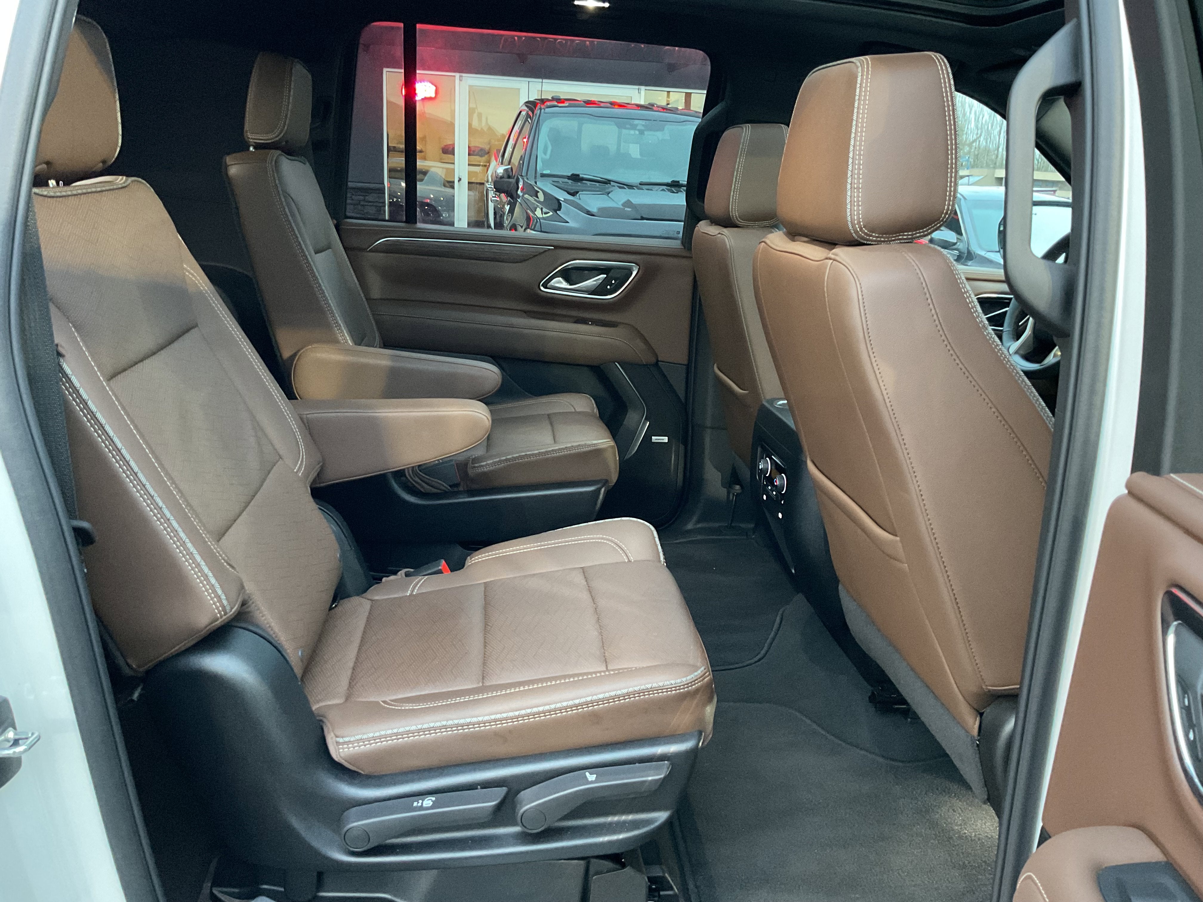 2024 Chevrolet Suburban High Country 4x4 Diesel