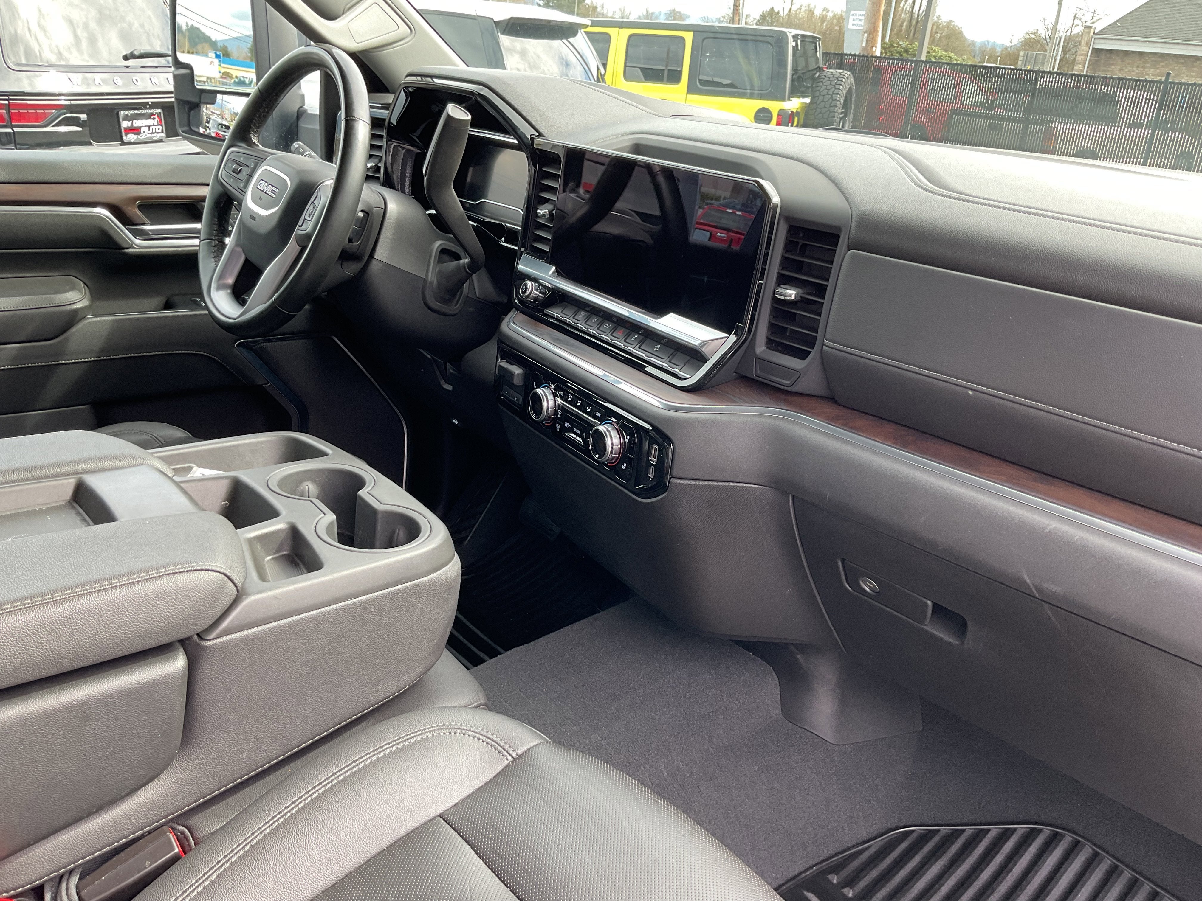 2024 GMC Sierra 3500HD SLT Duramax Diesel 4x4