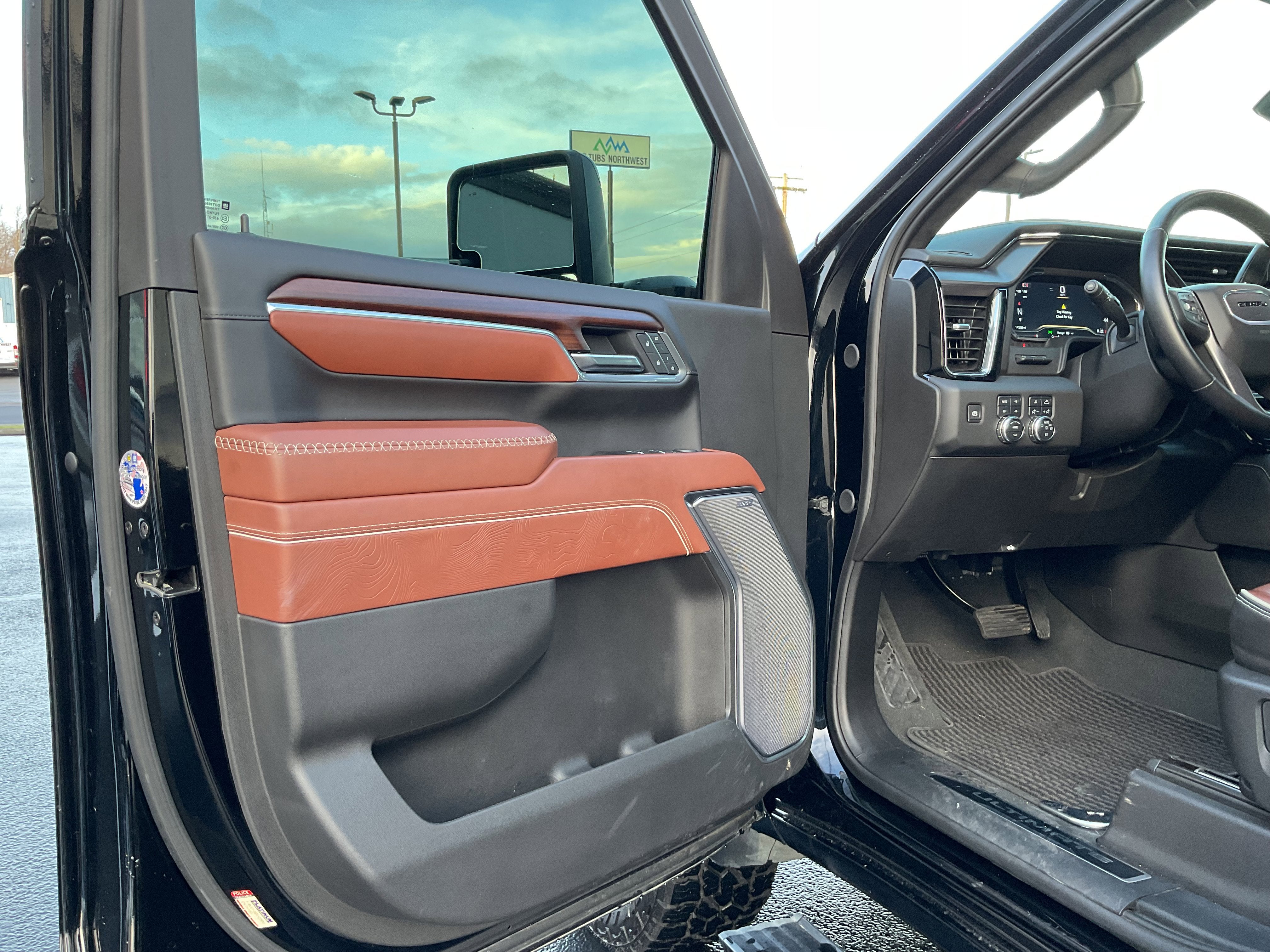 2025 GMC Sierra 3500HD Denali Ultimate Duramax Diesel 4x4