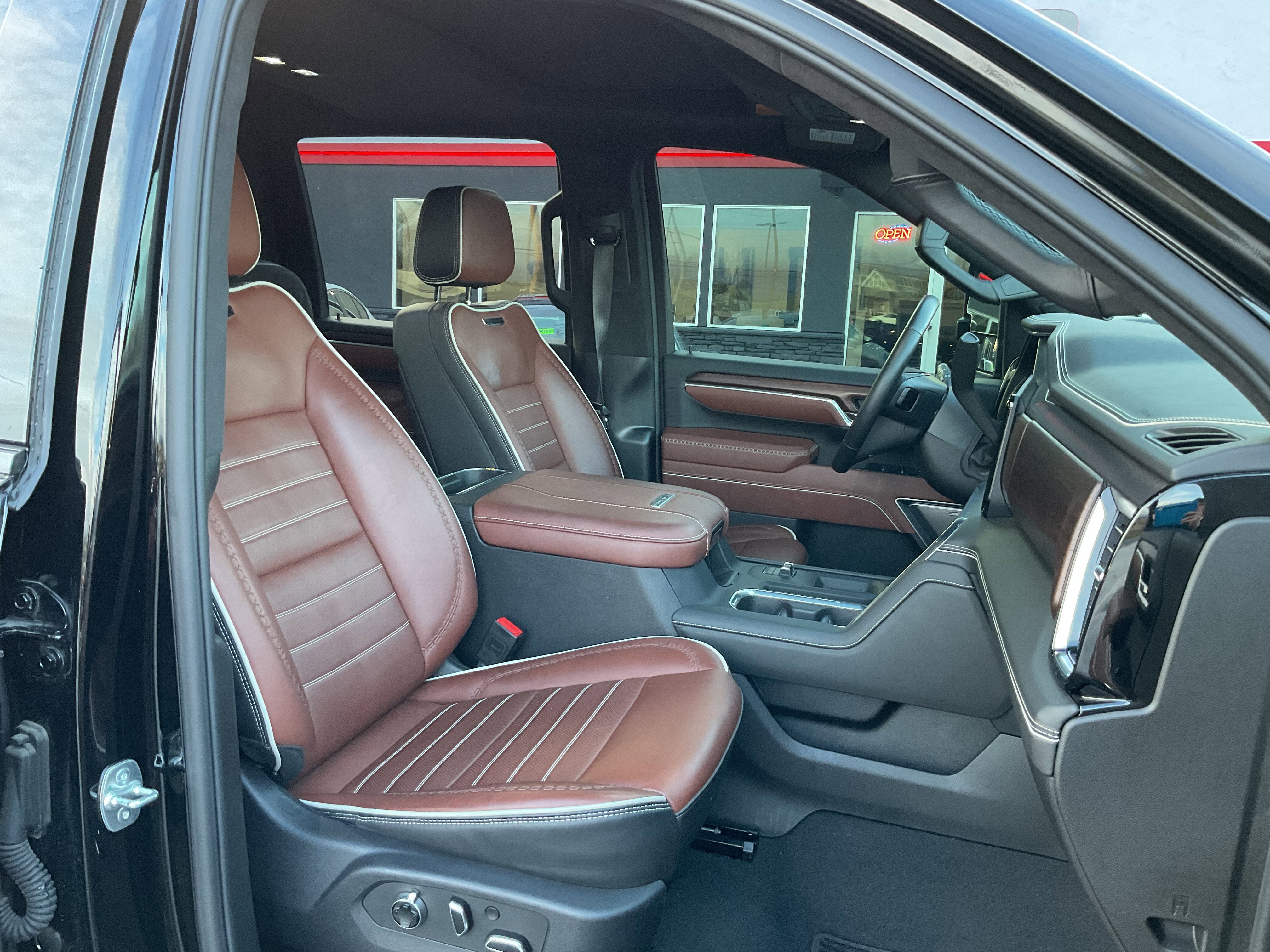 2025 GMC Sierra 3500HD Denali Ultimate Duramax Diesel 4x4