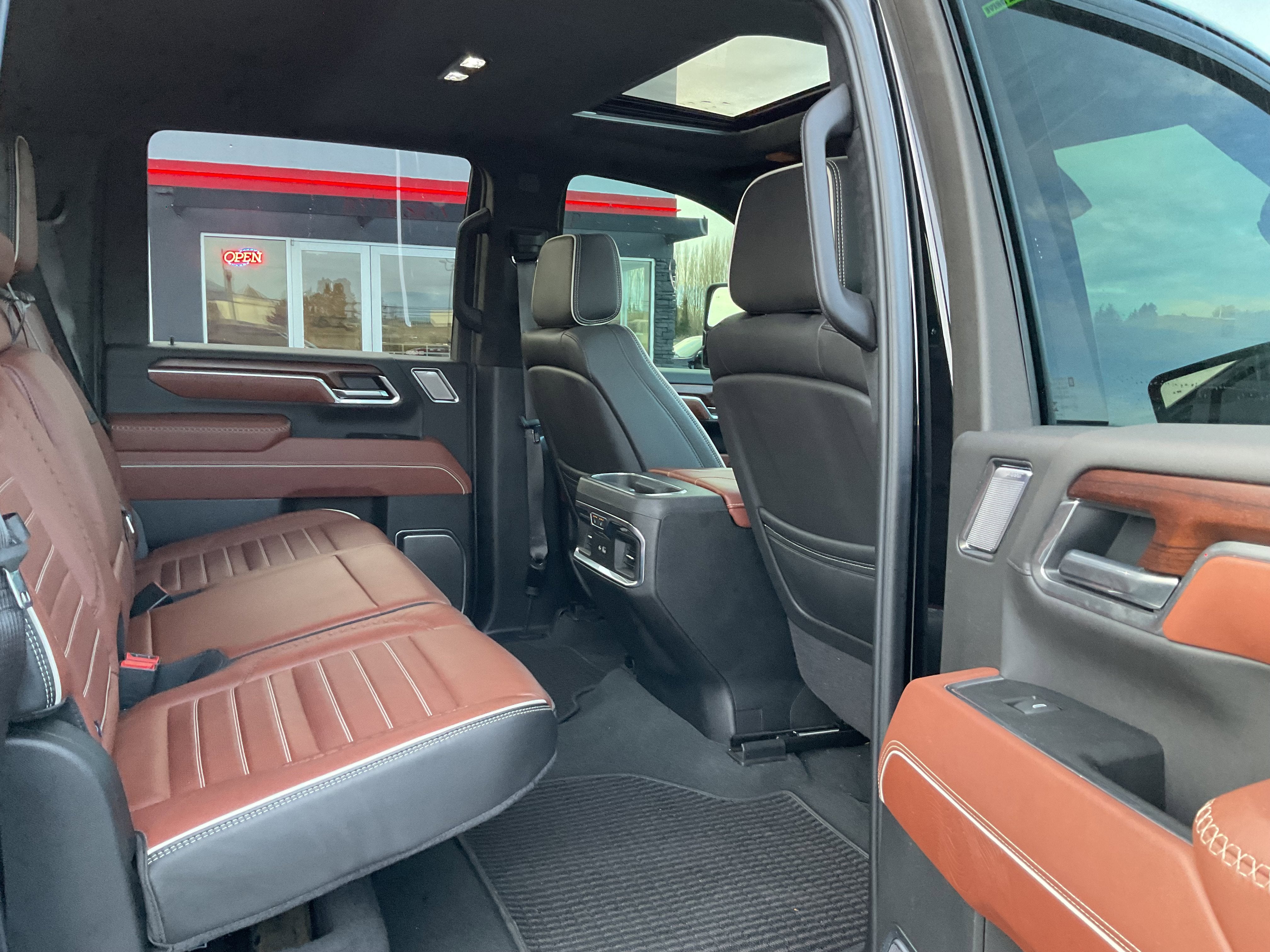 2025 GMC Sierra 3500HD Denali Ultimate Duramax Diesel 4x4