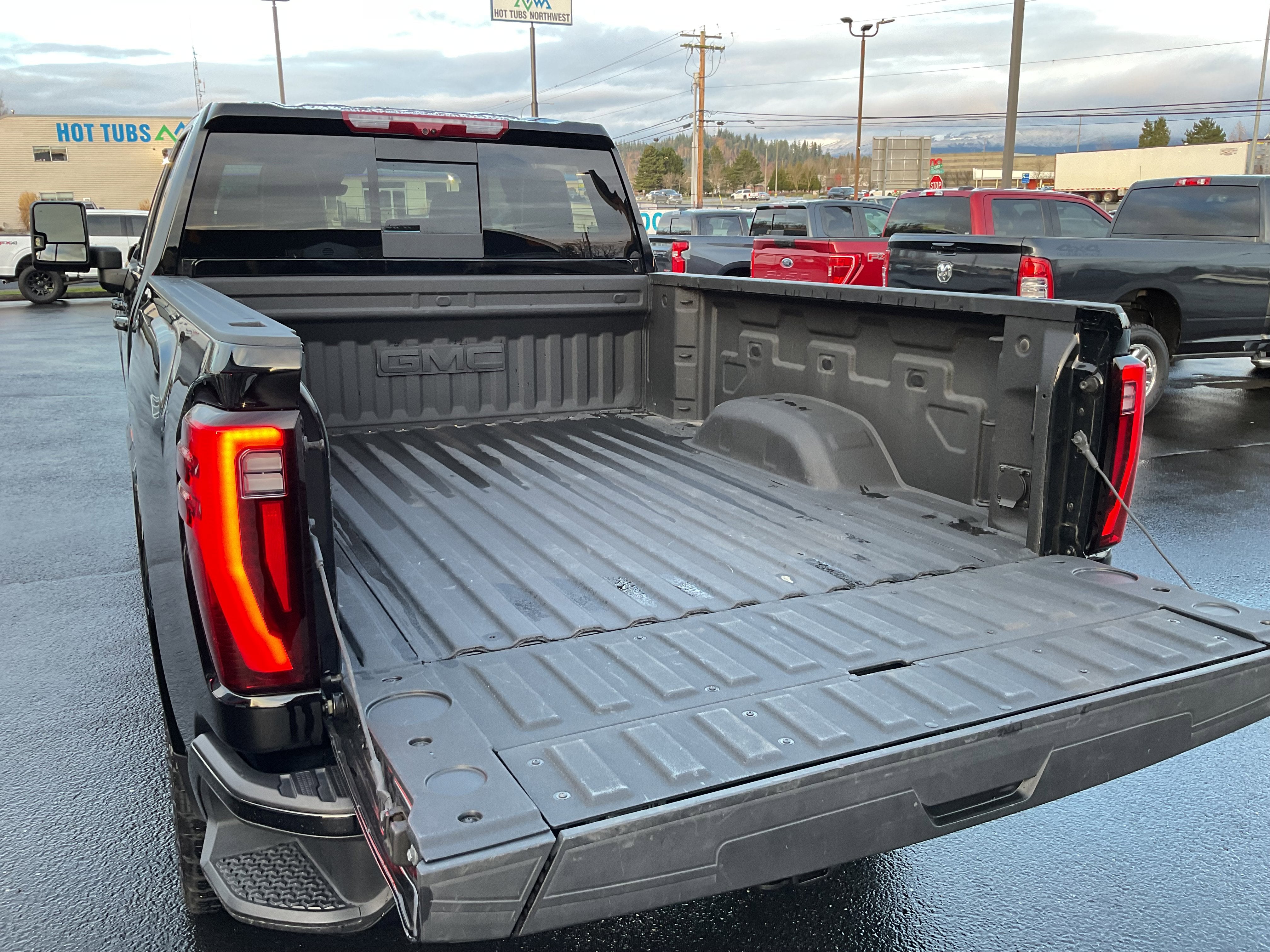 2025 GMC Sierra 3500HD Denali Ultimate Duramax Diesel 4x4