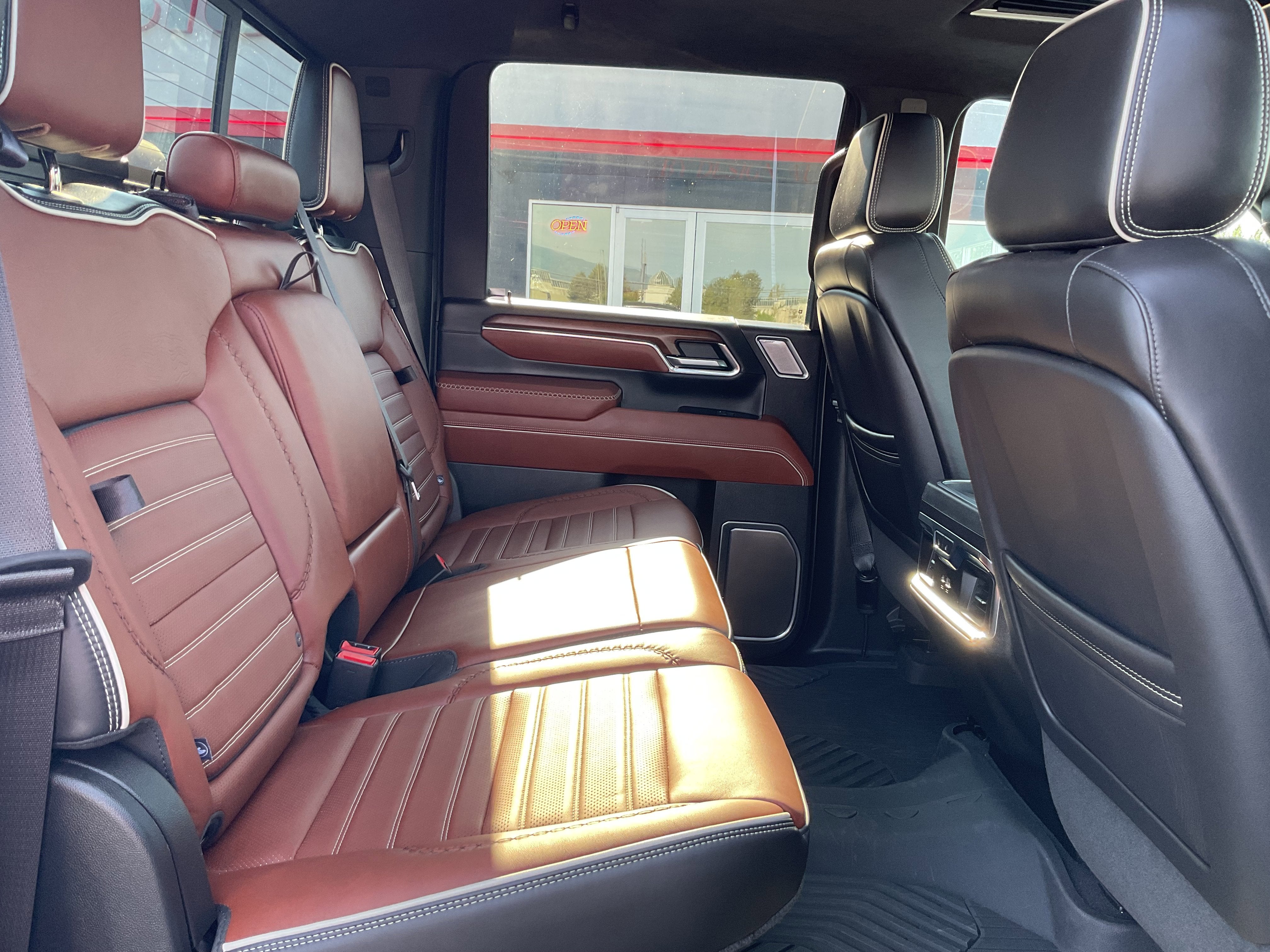 2025 GMC Sierra 3500HD Denali Ultimate Duramax Diesel 4x4