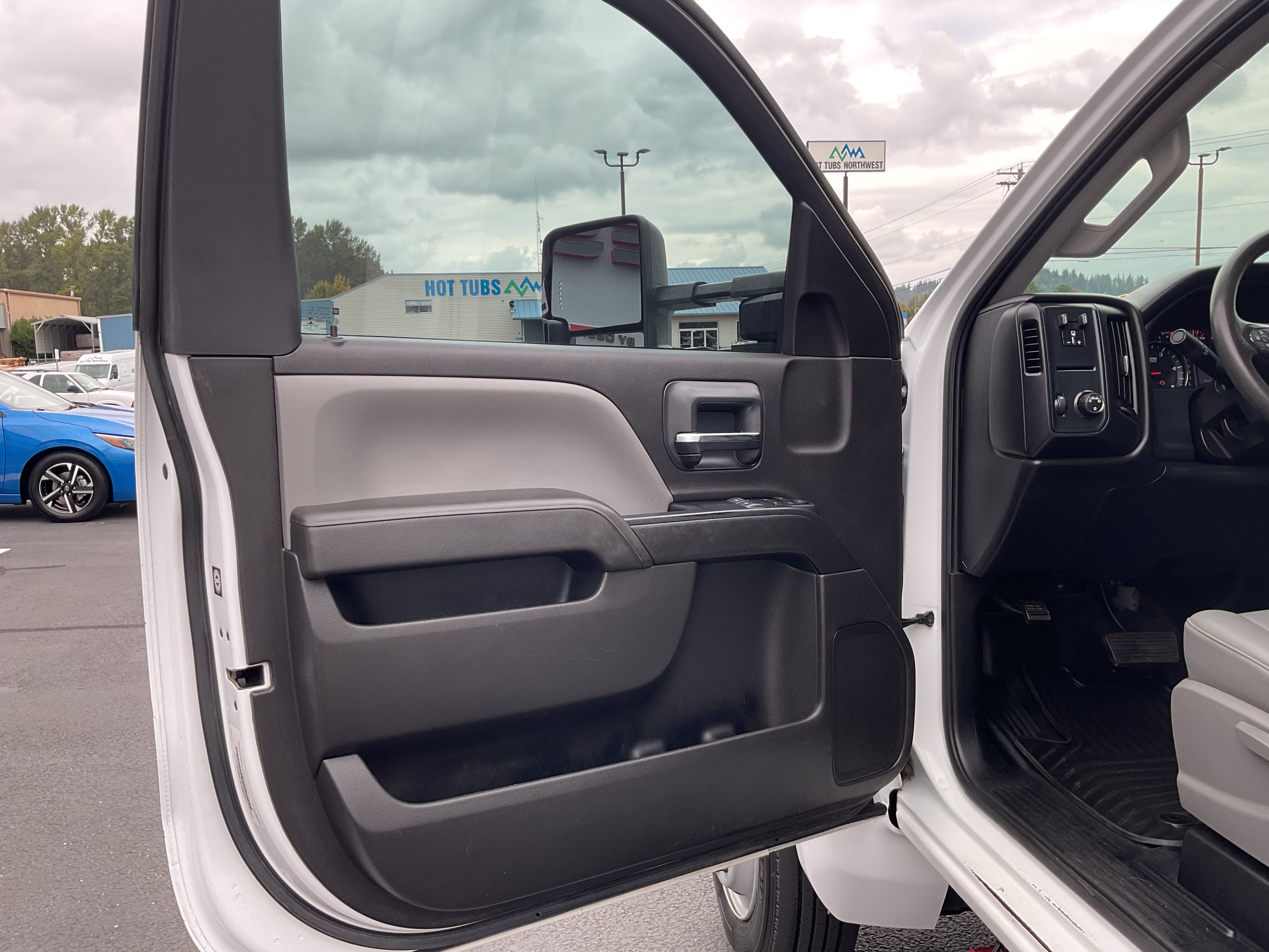 2022 Chevrolet Regular cab Medium Duty Duramax