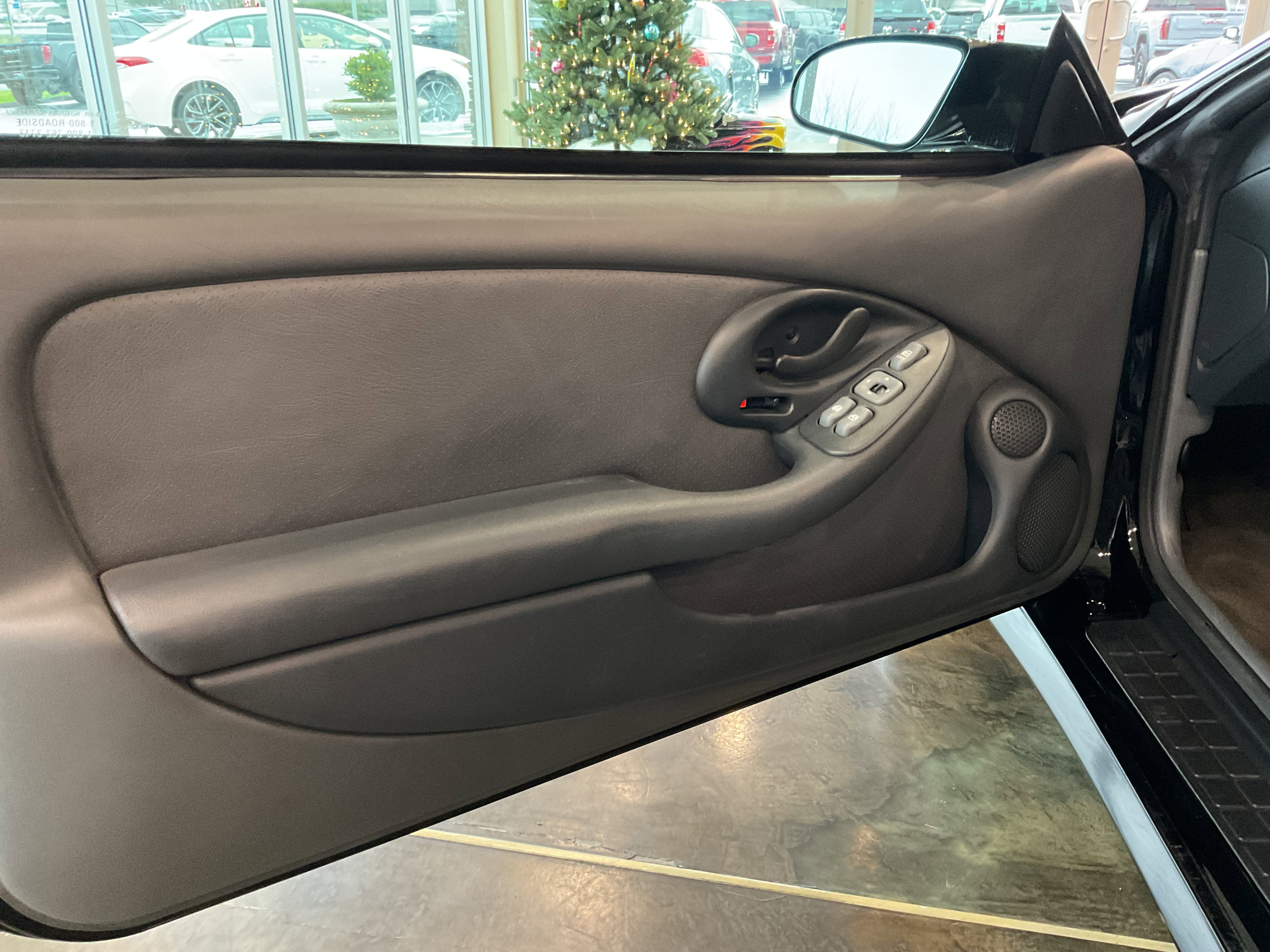 1998 Pontiac Firebird Trans Am 5.7 Liter V8