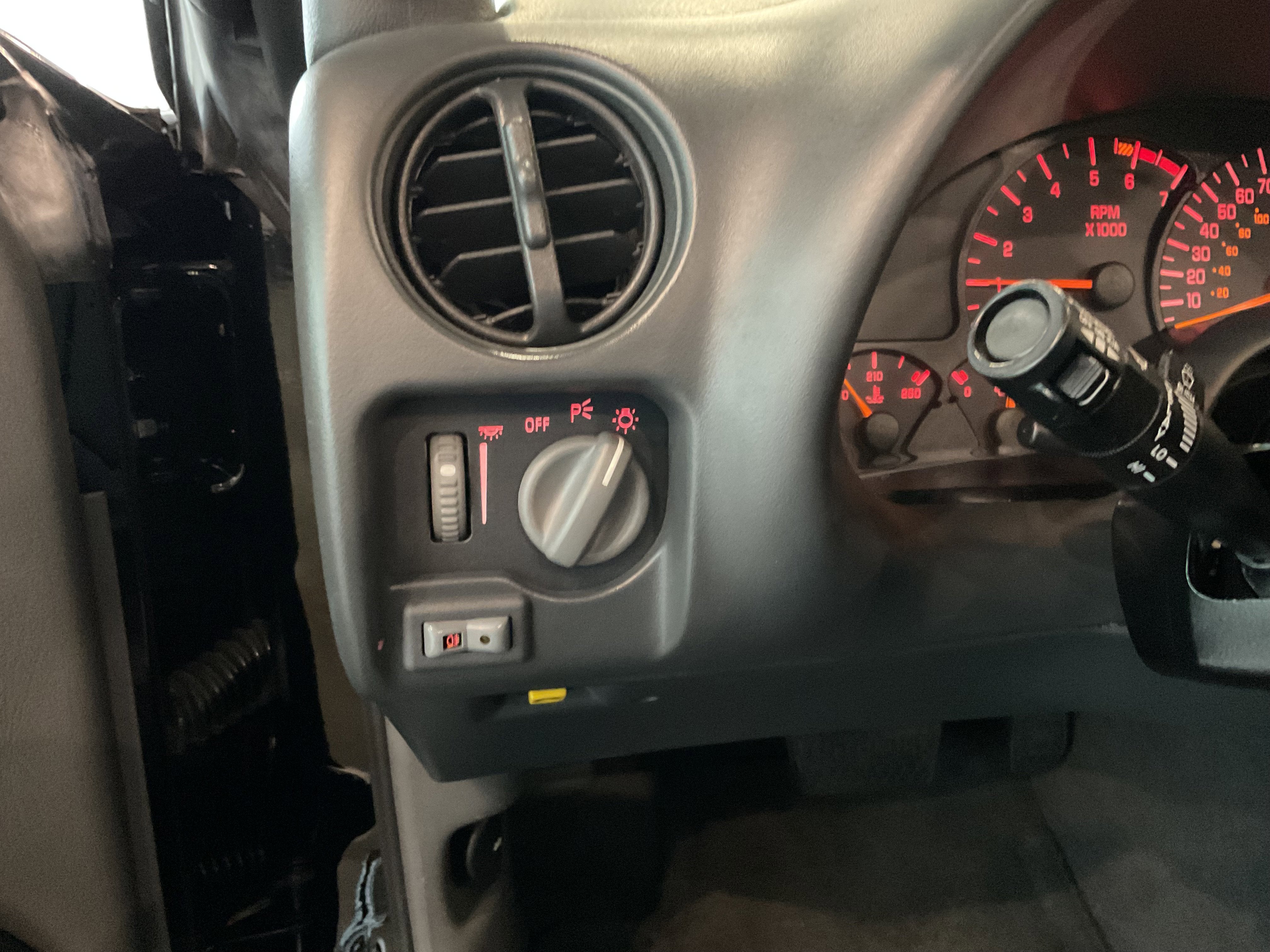 1998 Pontiac Firebird Trans Am 5.7 Liter V8