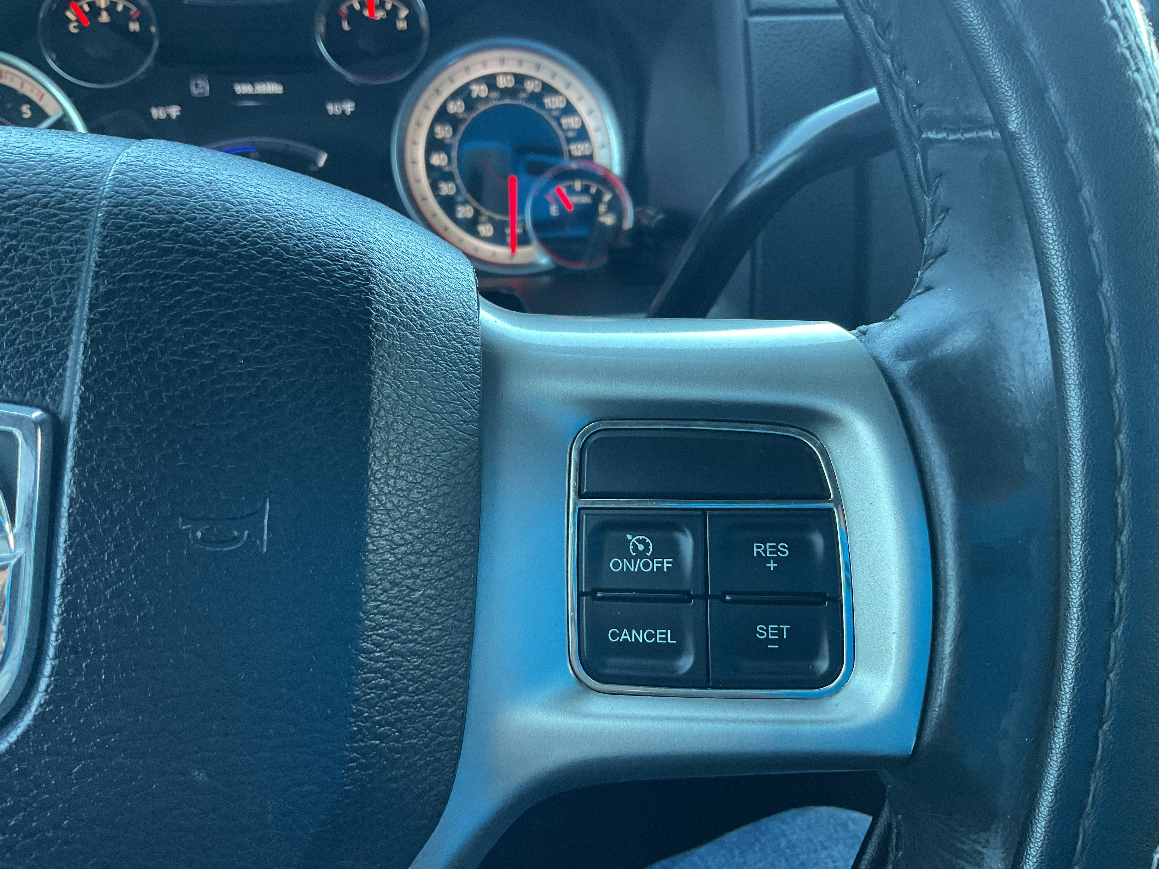 2013 RAM 3500 Laramie 6.7 Diesel Cummins Turbo 4x4