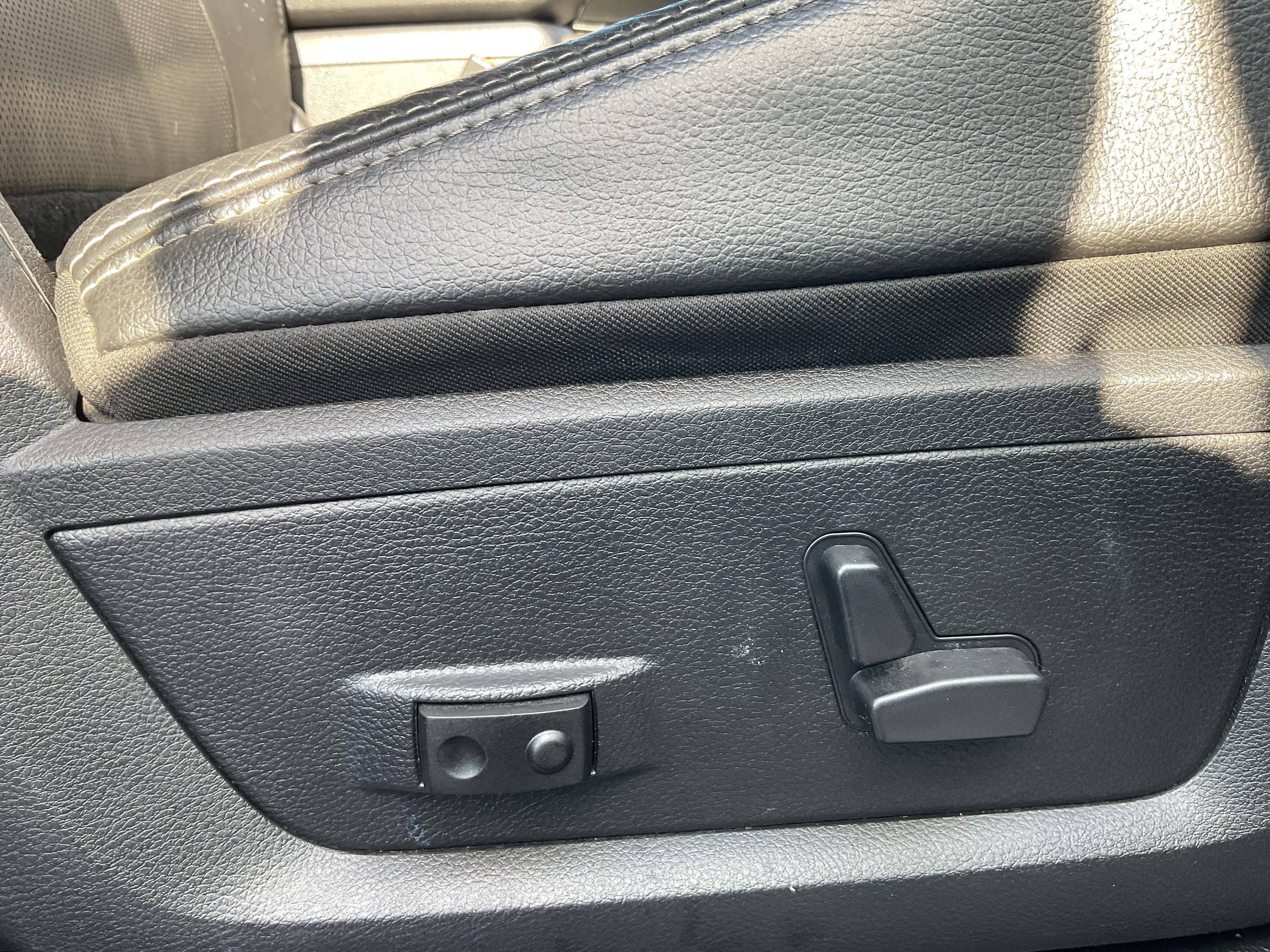 2013 RAM 3500 Laramie 6.7 Diesel Cummins Turbo 4x4