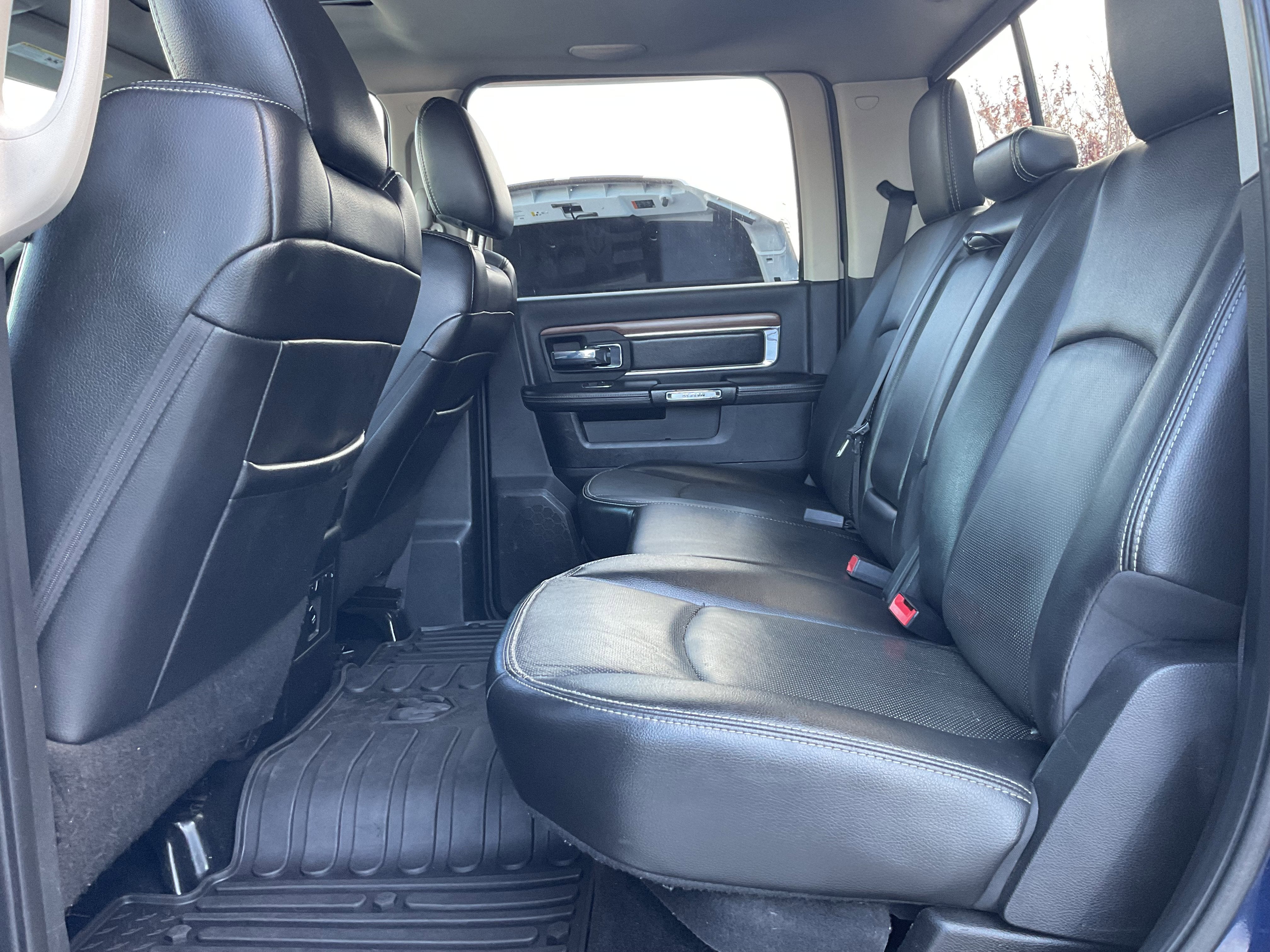 2013 RAM 3500 Laramie 6.7 Diesel Cummins Turbo 4x4
