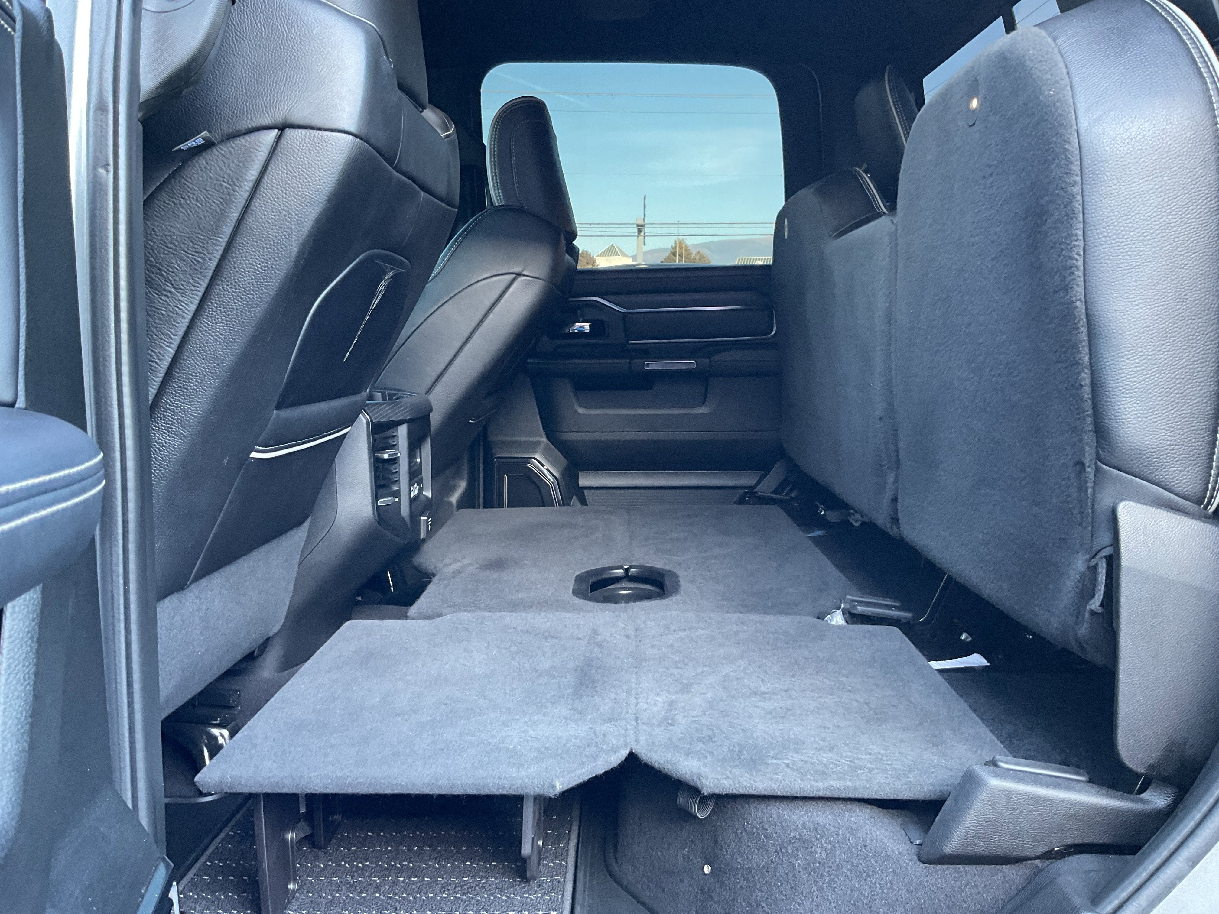 2022 RAM 3500 Limited Dual Wheel 4x4 HO Diesel