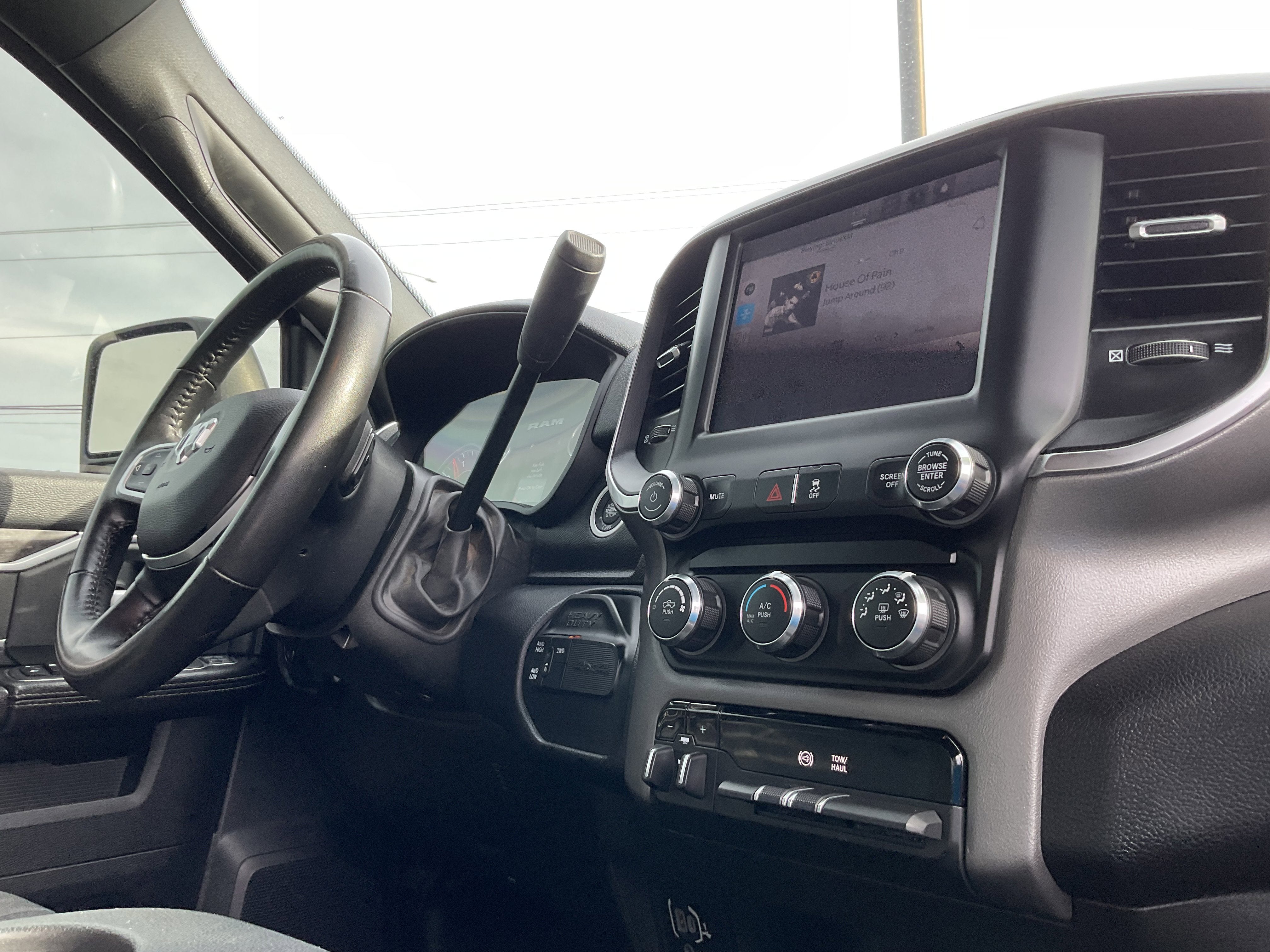 2024 RAM 2500 Big Horn Crew Cab Diesel 4x4