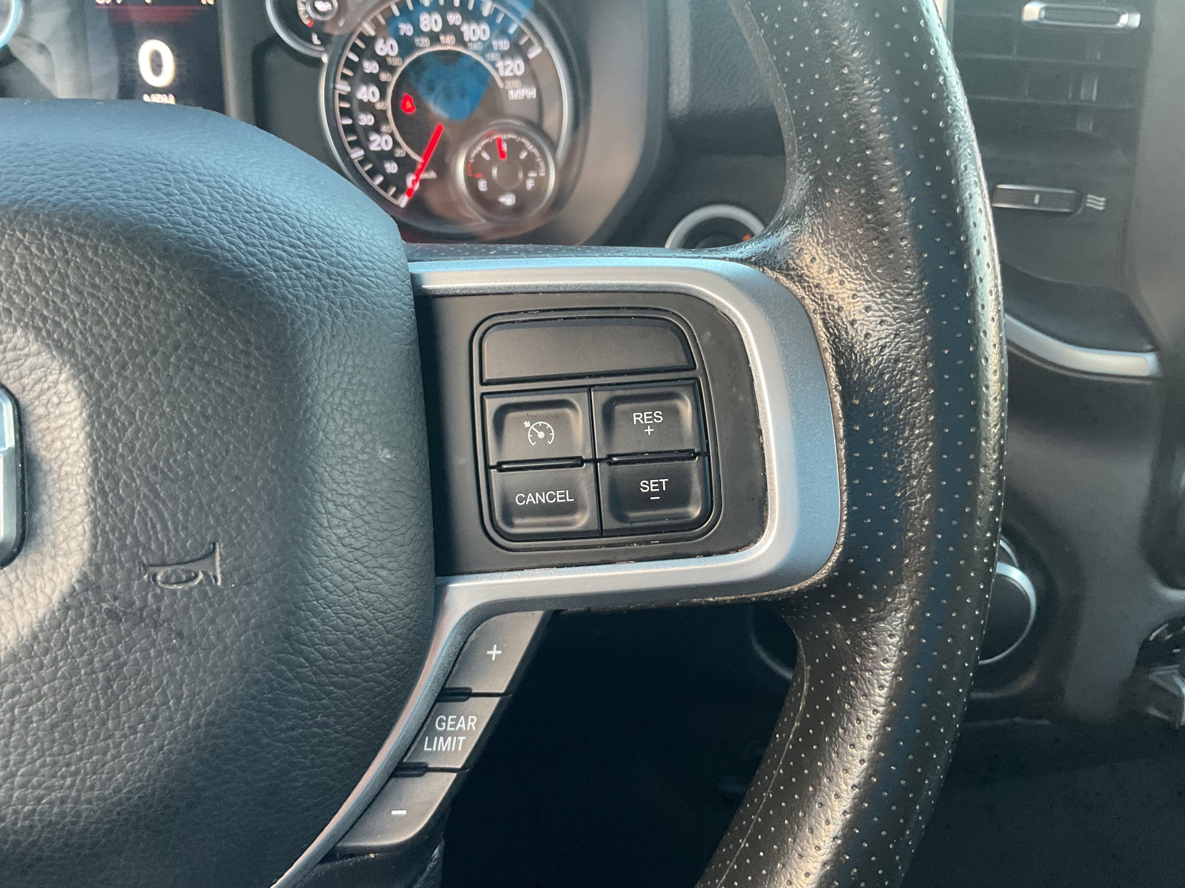 2022 RAM 2500 Big Horn Crew Cab Long Bed 4x4