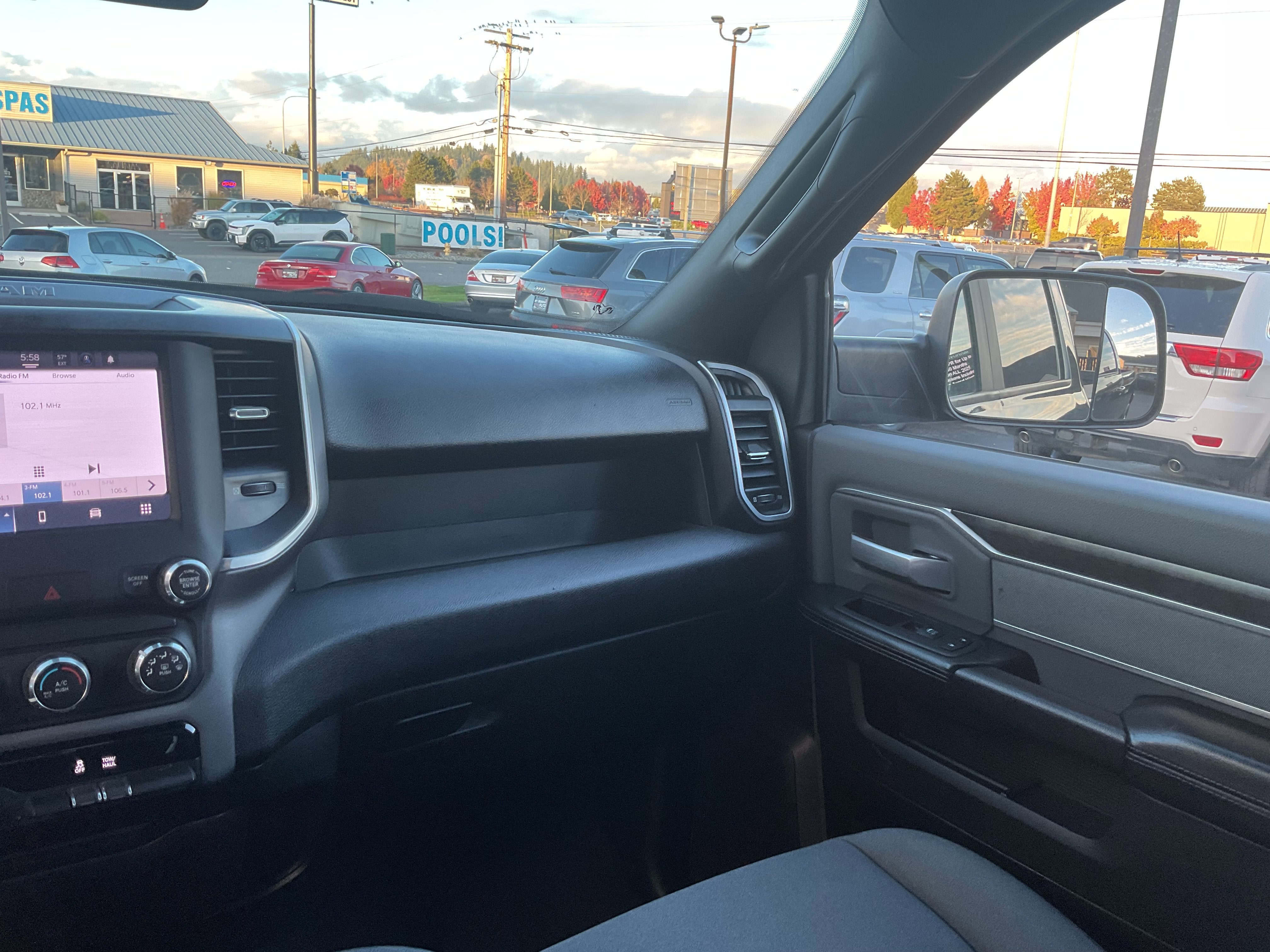 2022 RAM 2500 Big Horn Crew Cab Long Bed 4x4