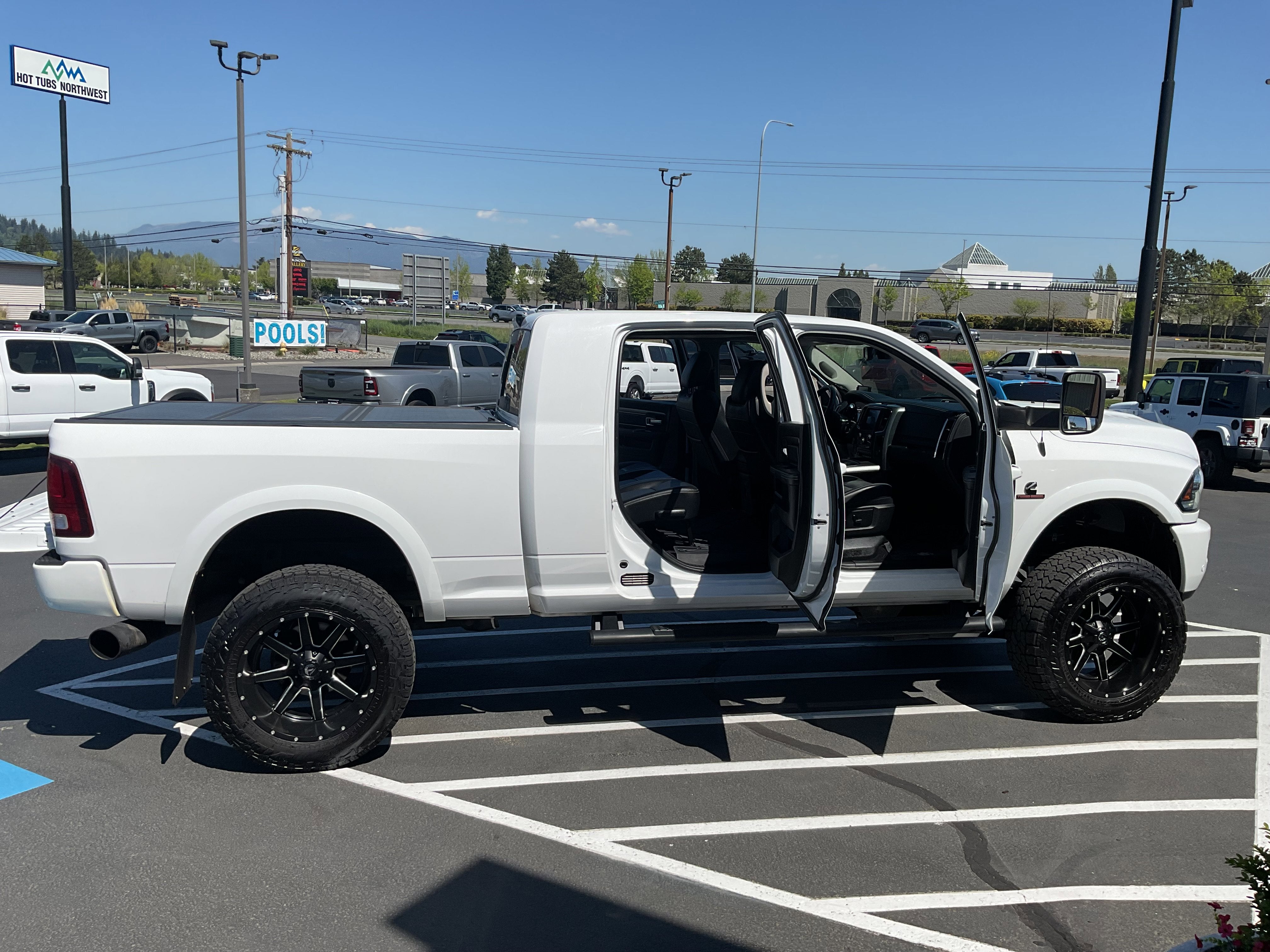 2018 RAM 2500 Laramie Diesel Mega-Cab 4x4