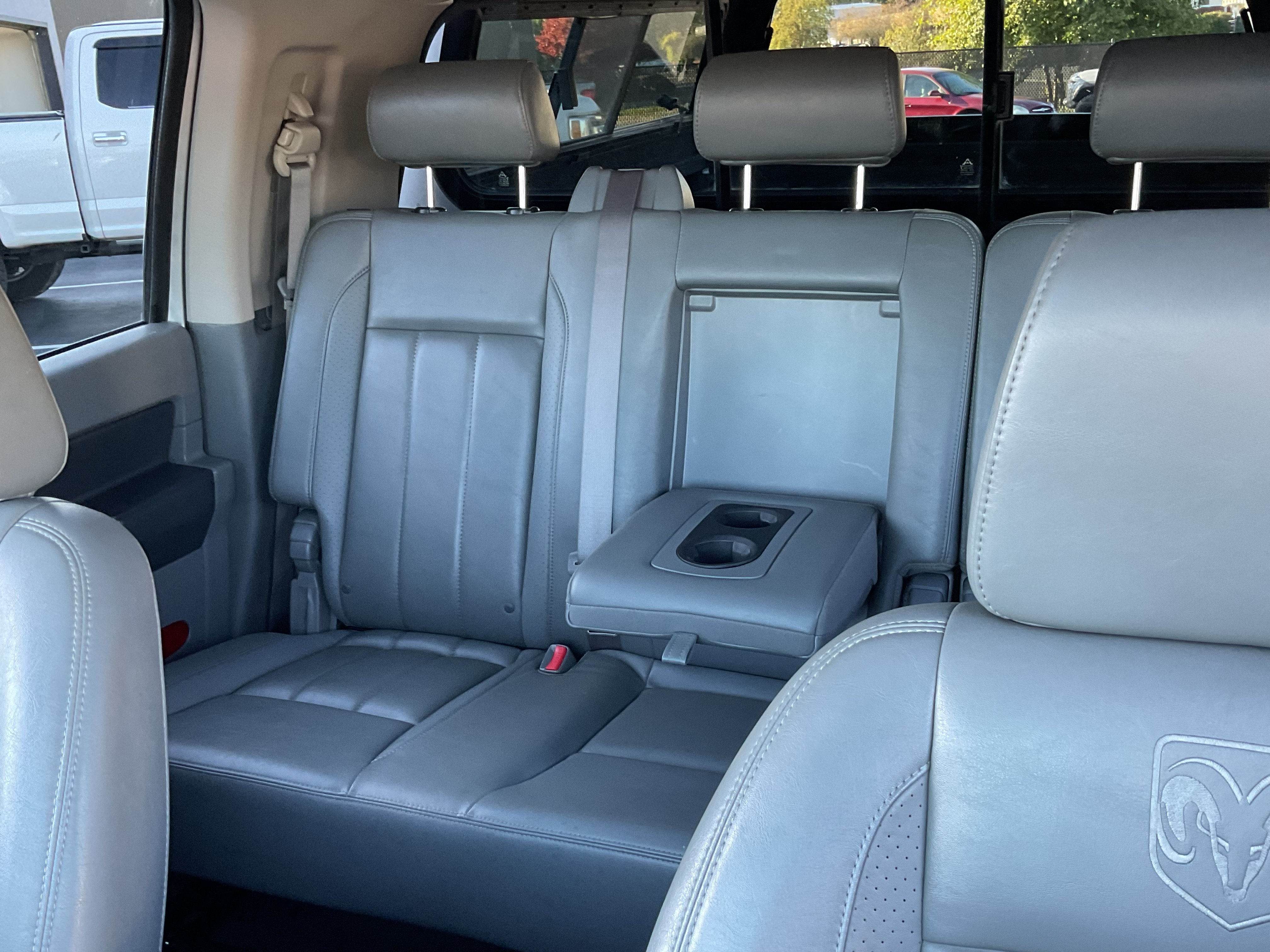 2007 Dodge Ram 3500 Laramie Mega Cab SRW 4x4