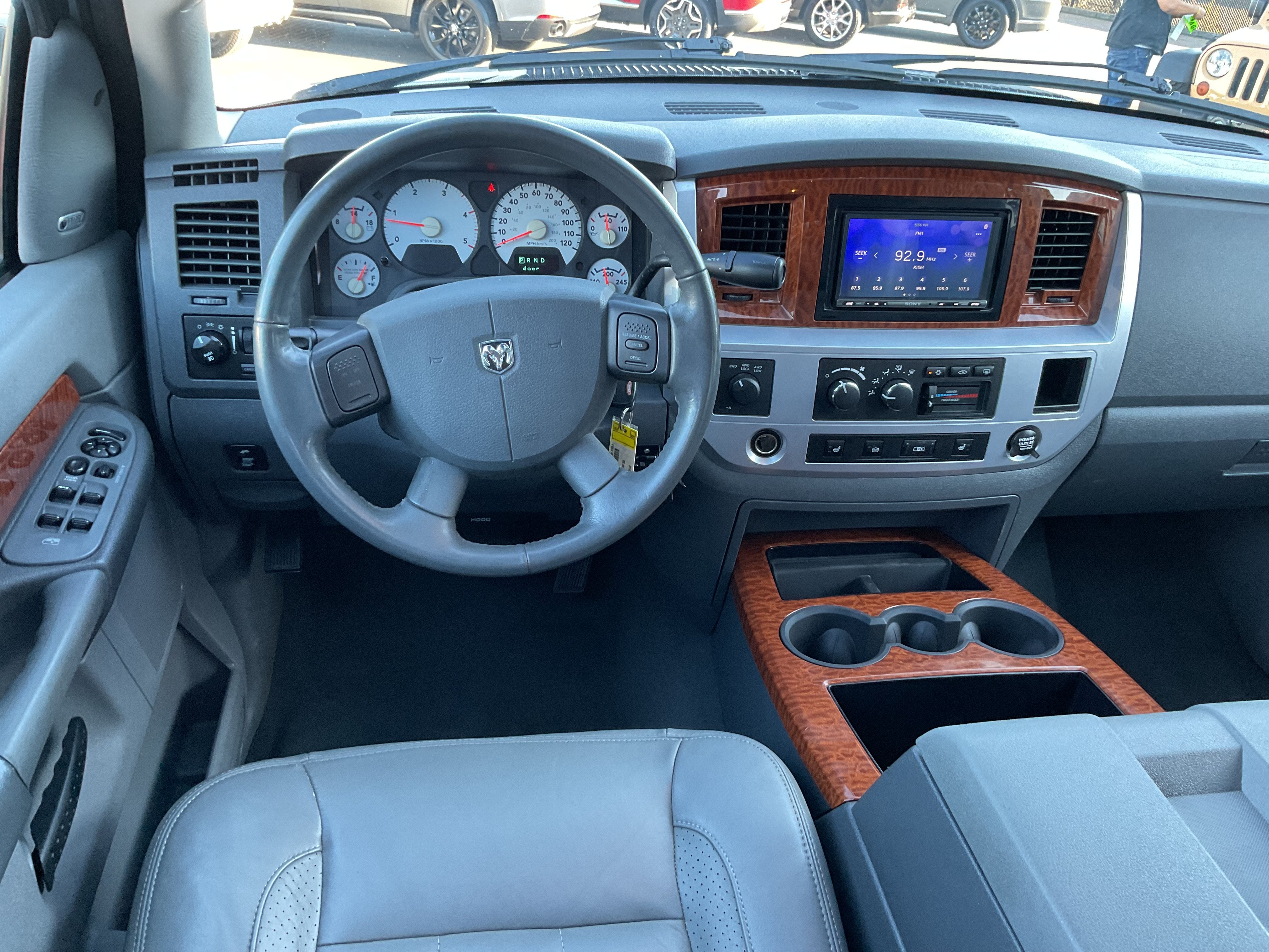 2007 Dodge Ram 3500 Laramie Mega Cab SRW 4x4