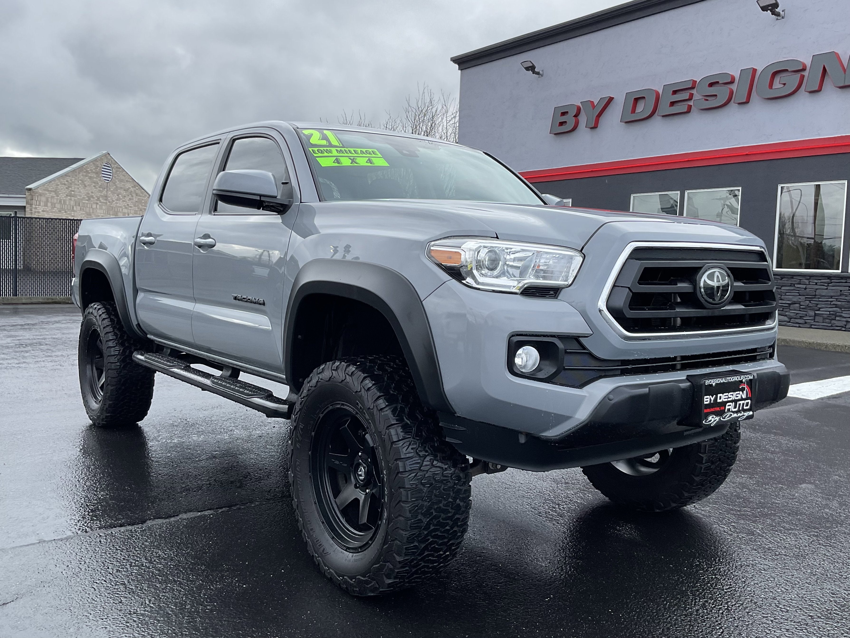 2021 Toyota Tacoma 4WD SR5 Crew Cab V6