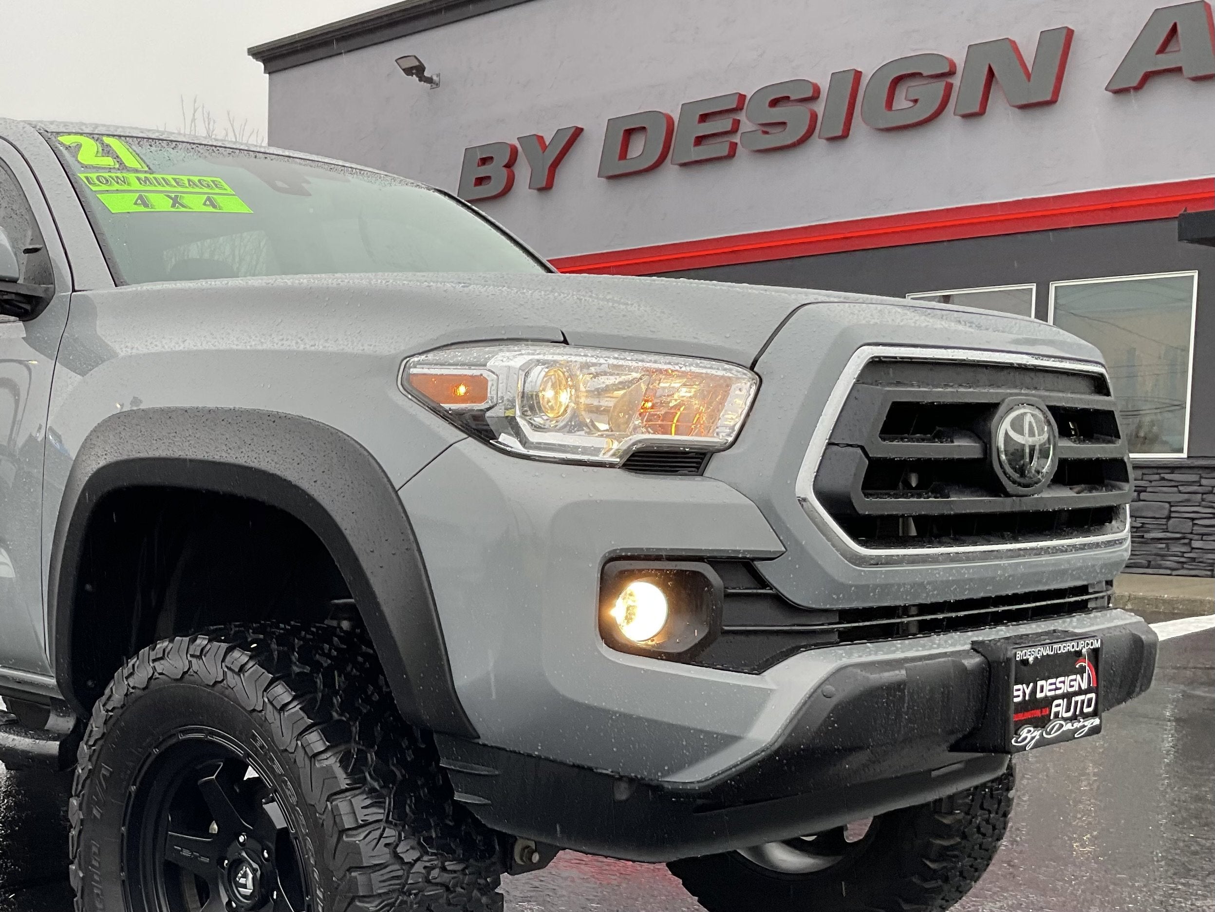 2021 Toyota Tacoma 4WD SR5 Crew Cab V6