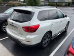 2017 Nissan Pathfinder Platinum 4x4 w/3rd row