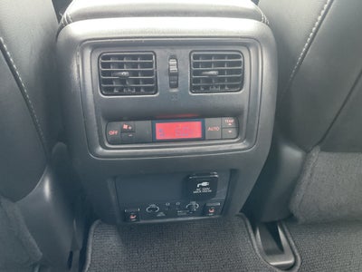 2017 Nissan Pathfinder Platinum 3rd row 4x4