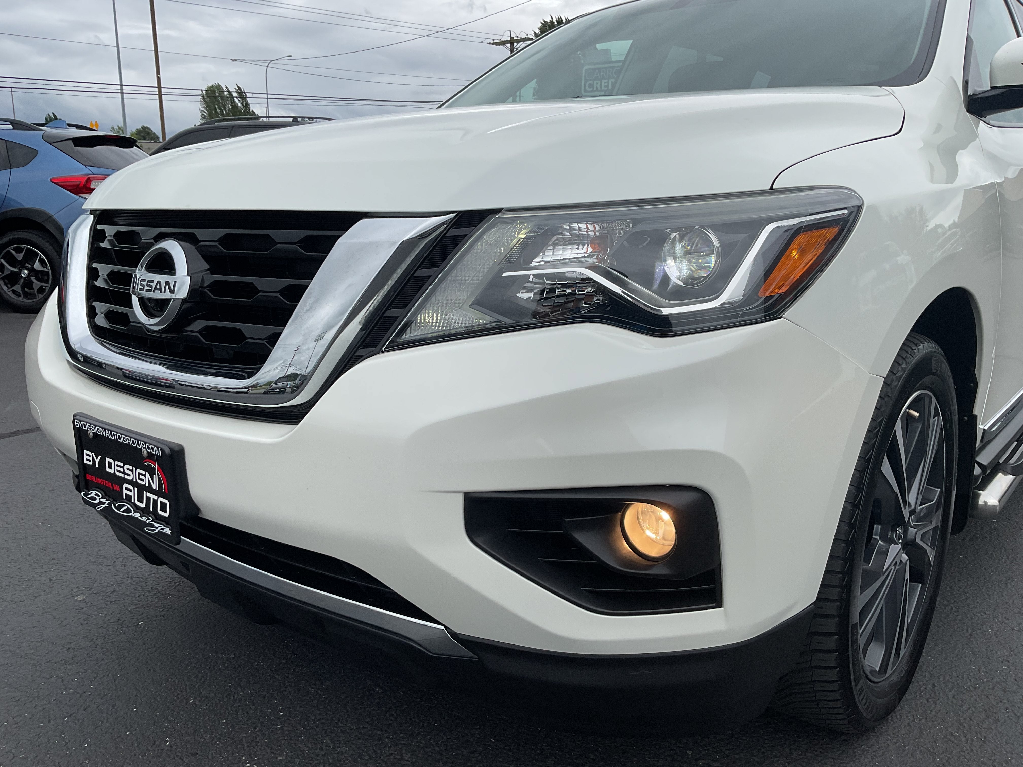 2017 Nissan Pathfinder Platinum 3rd row 4x4