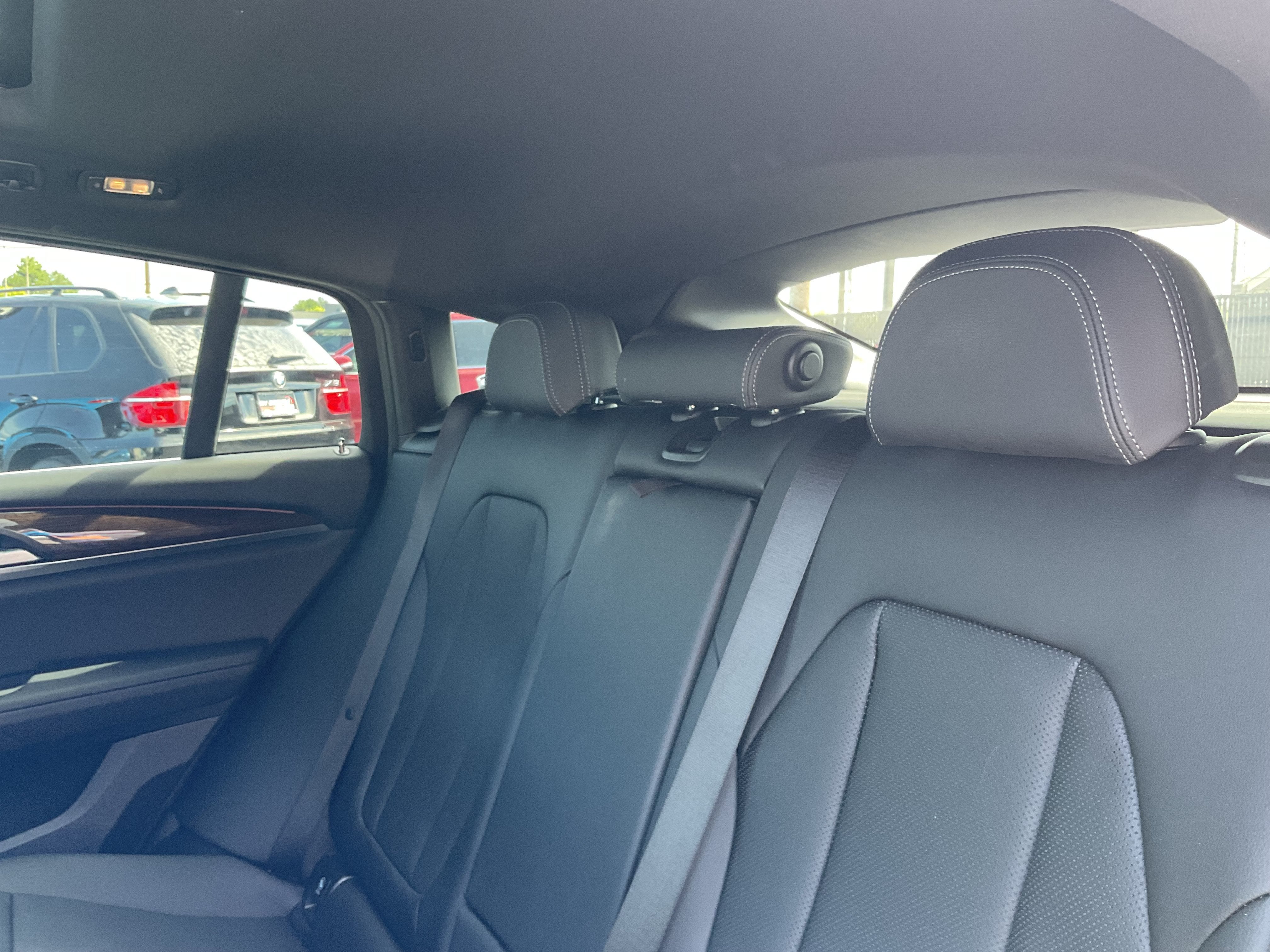 2025 BMW X4 xDrive30i AWD