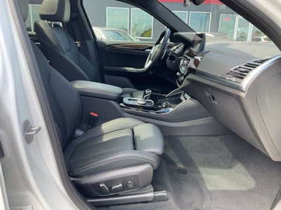 2025 BMW X4 xDrive30i AWD