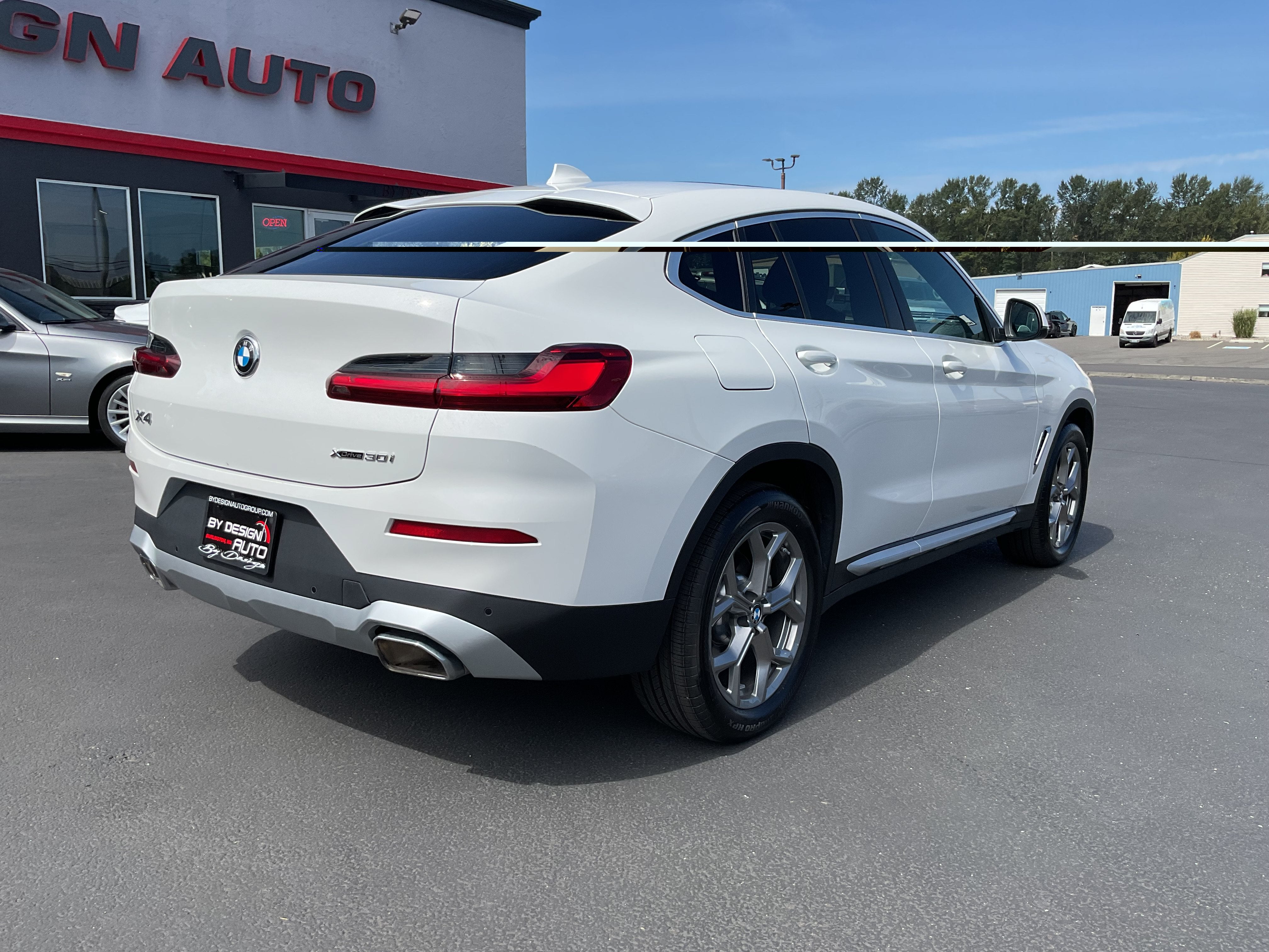2025 BMW X4 xDrive30i AWD