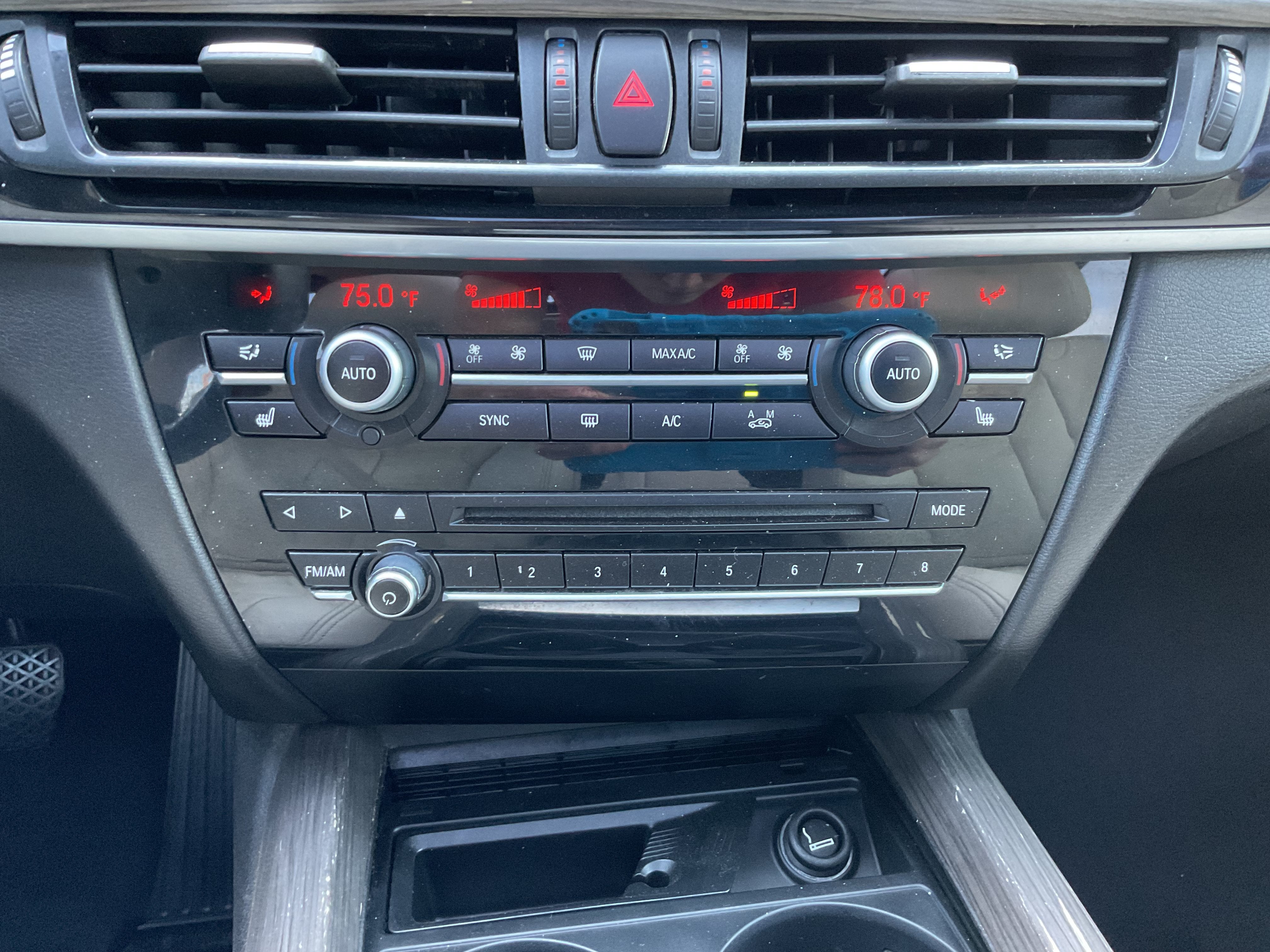 2014 BMW X5 xDrive35i w/3rd row seat