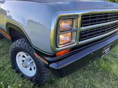 1980 Dodge Ramcharger AW100 SUV