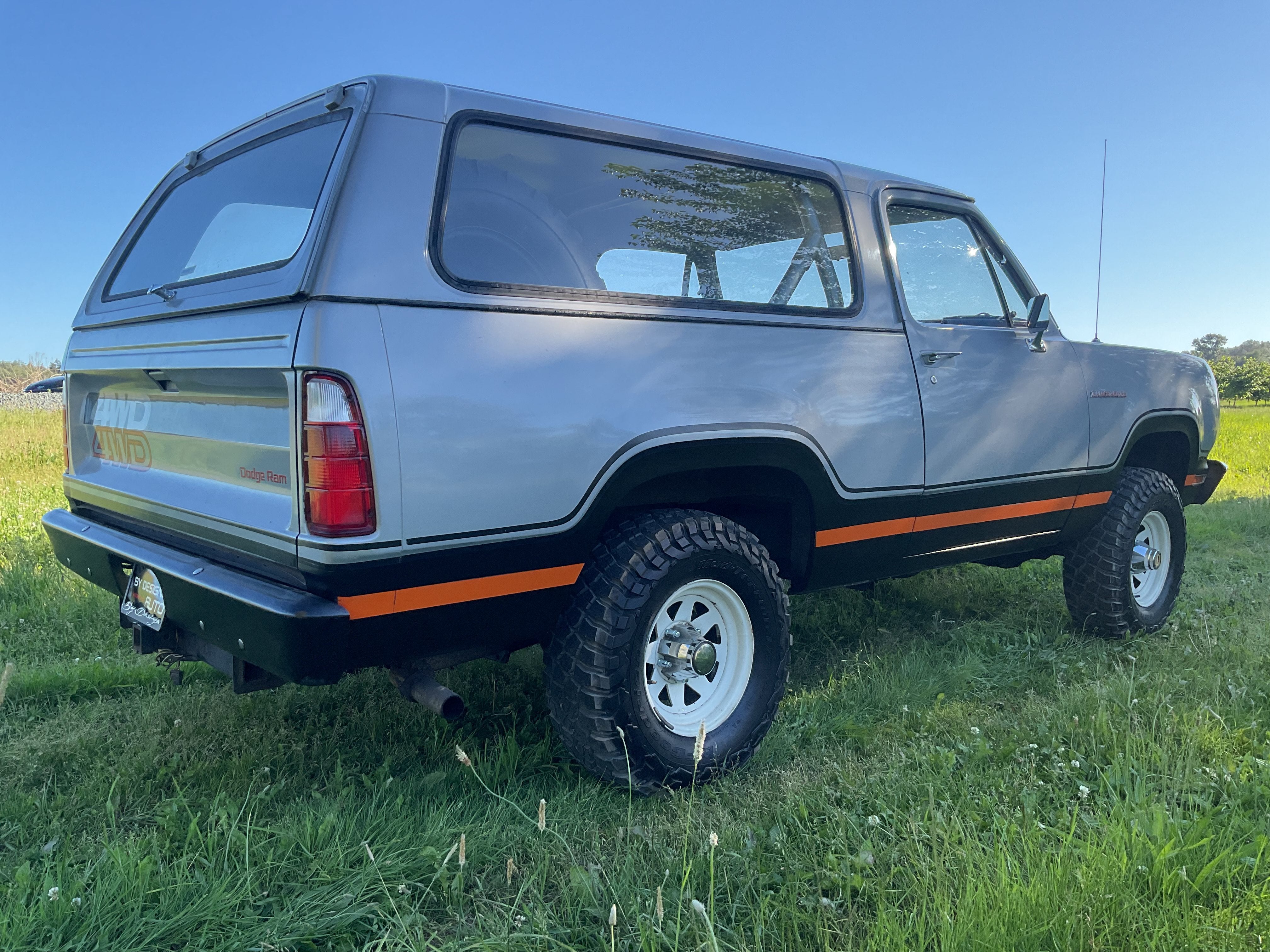 1980 Dodge Ramcharger AW100 SUV