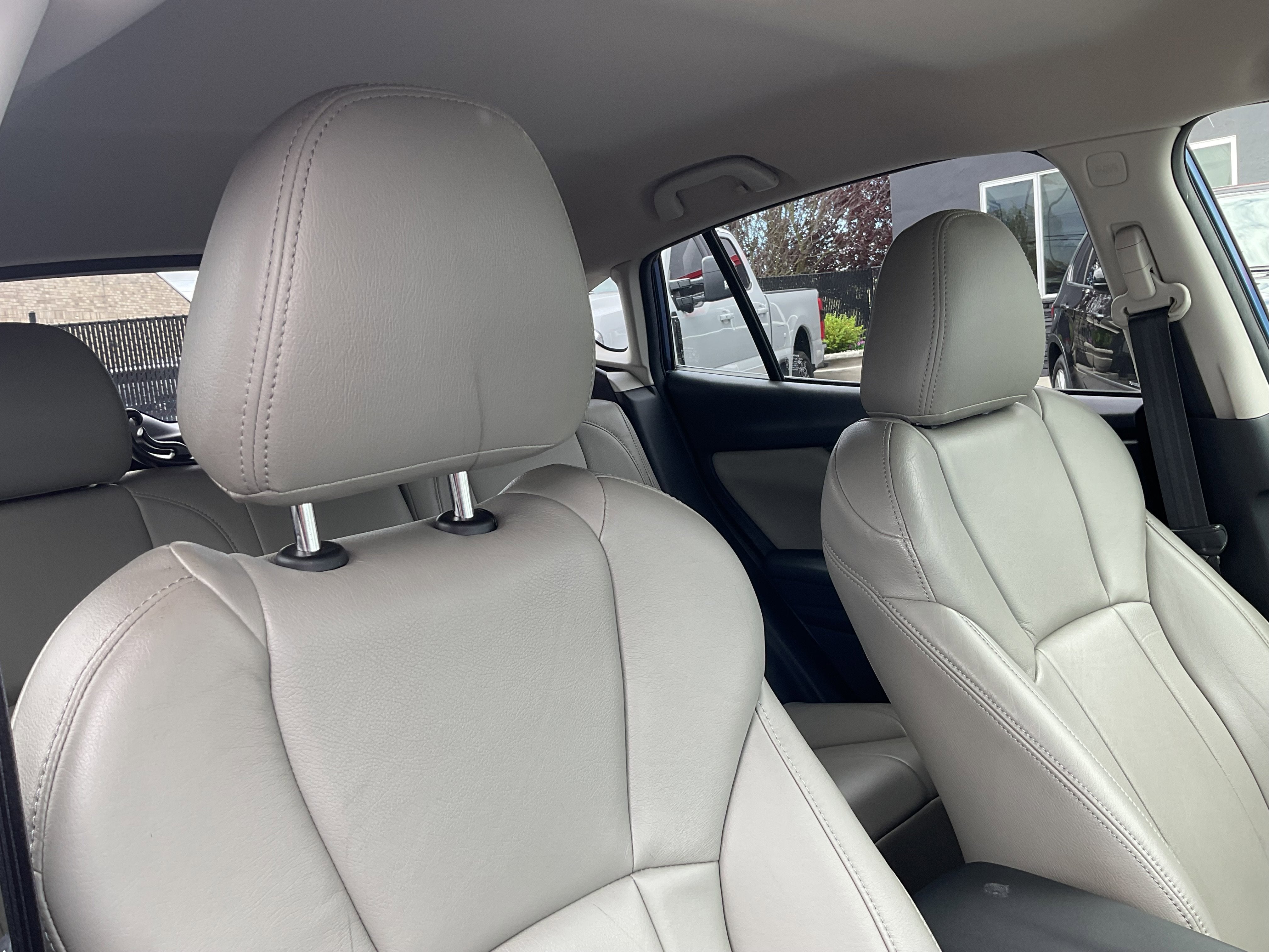 2018 Subaru Crosstrek Premium w/ Leather