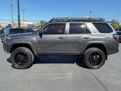 2018 Toyota 4Runner SR5 Premium 3rd row