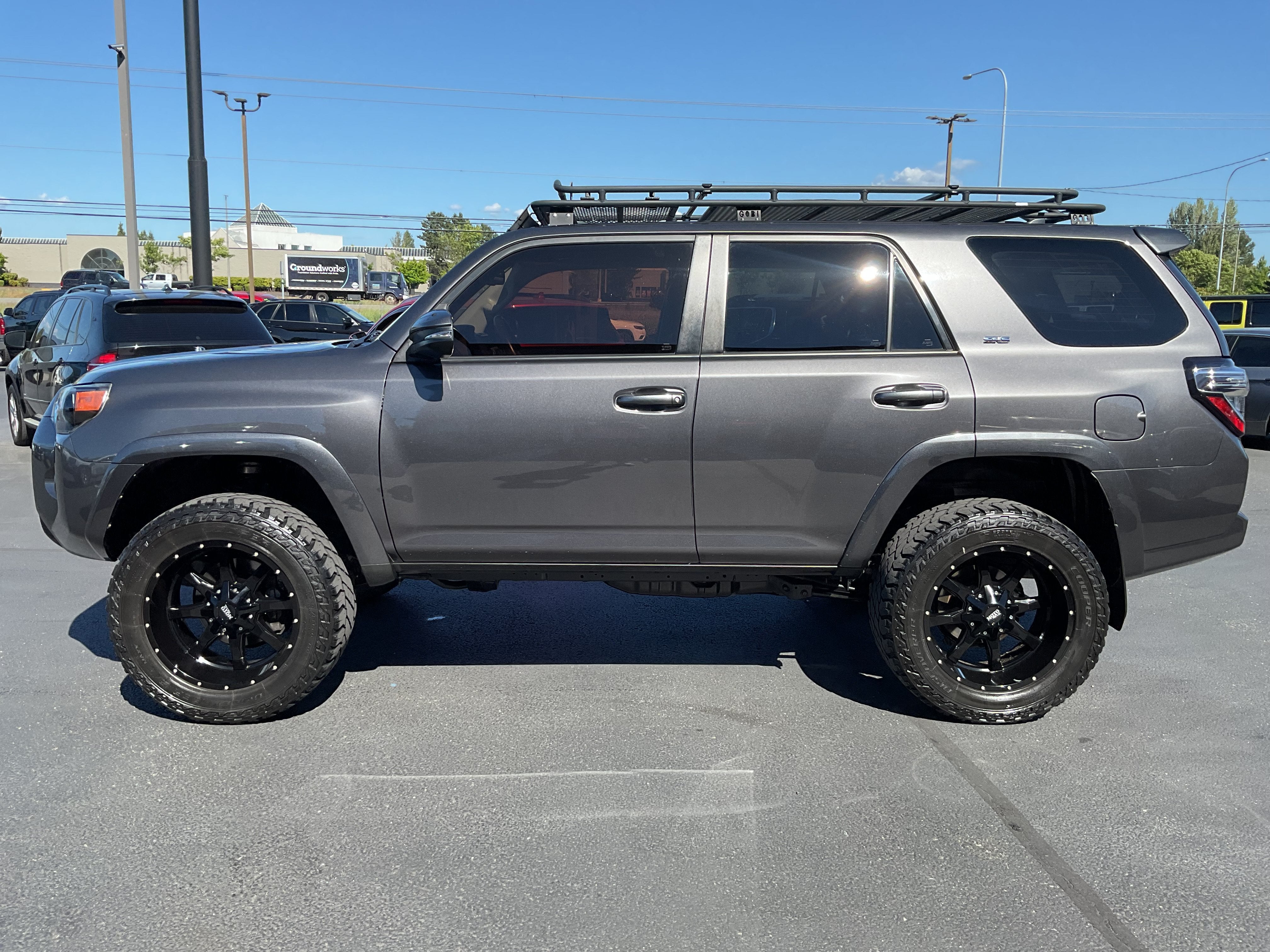 2018 Toyota 4Runner SR5 Premium 3rd row