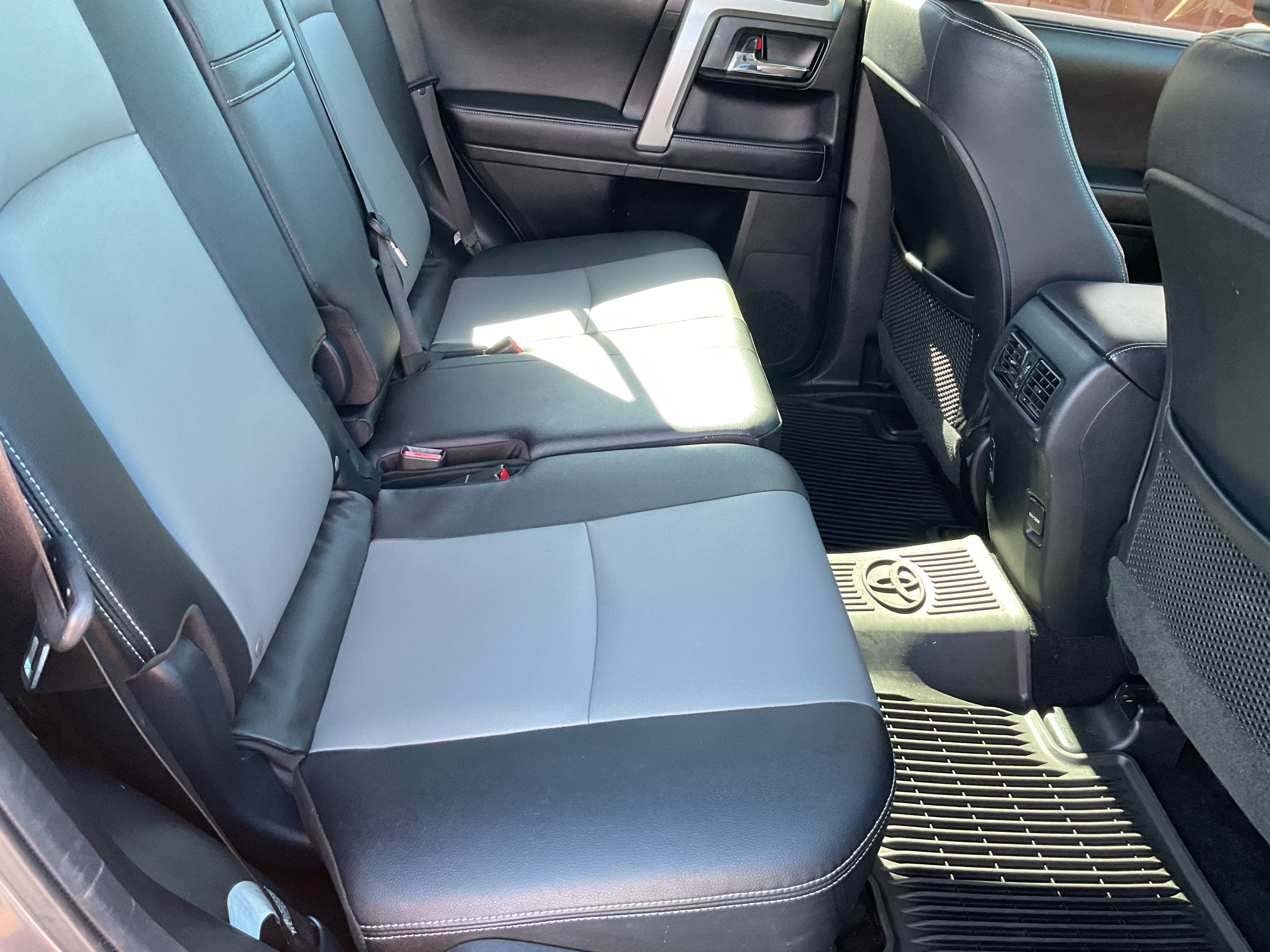 2018 Toyota 4Runner SR5 Premium 3rd row