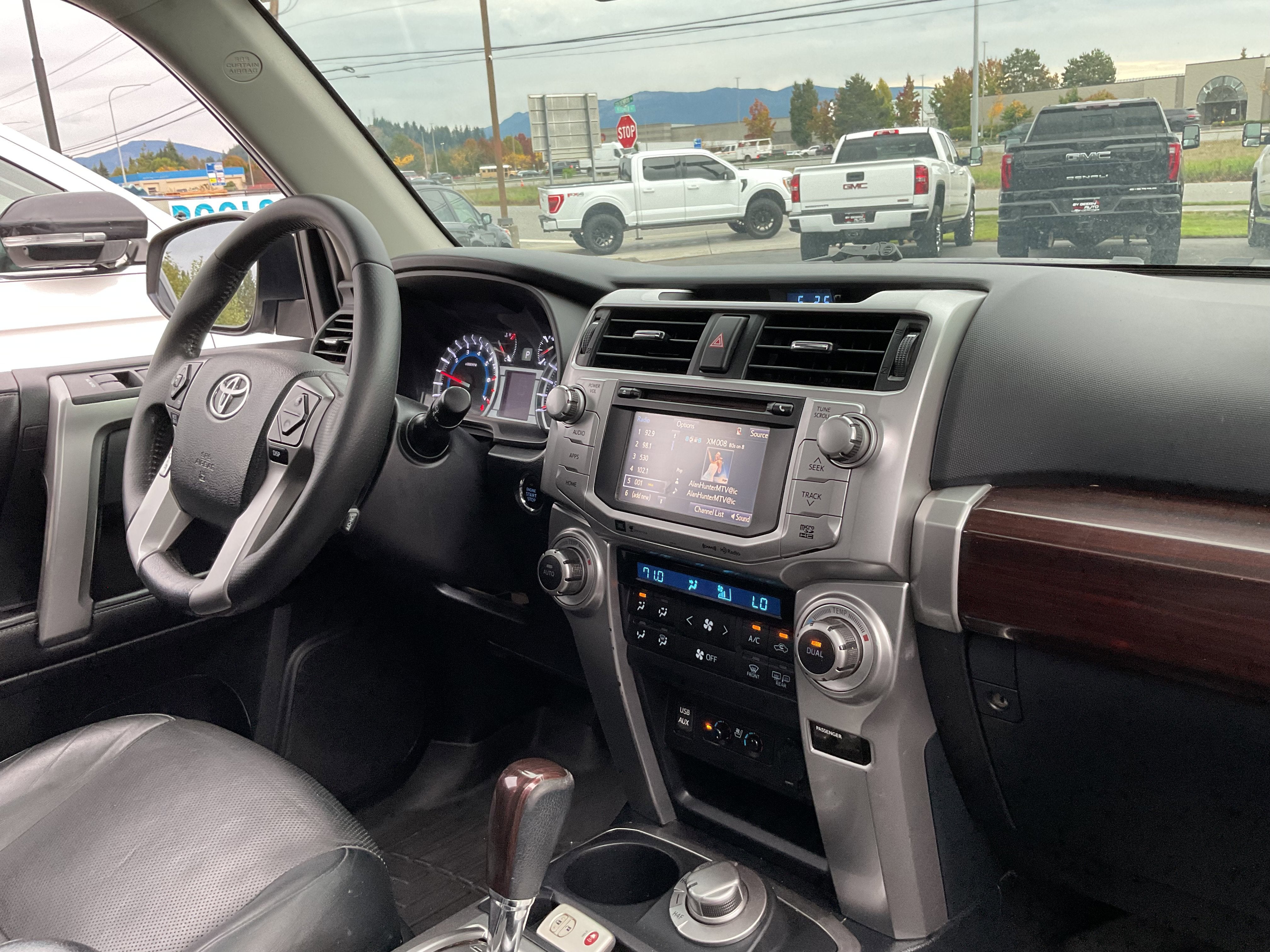 2017 Toyota 4Runner Limited 3rd row 4x4